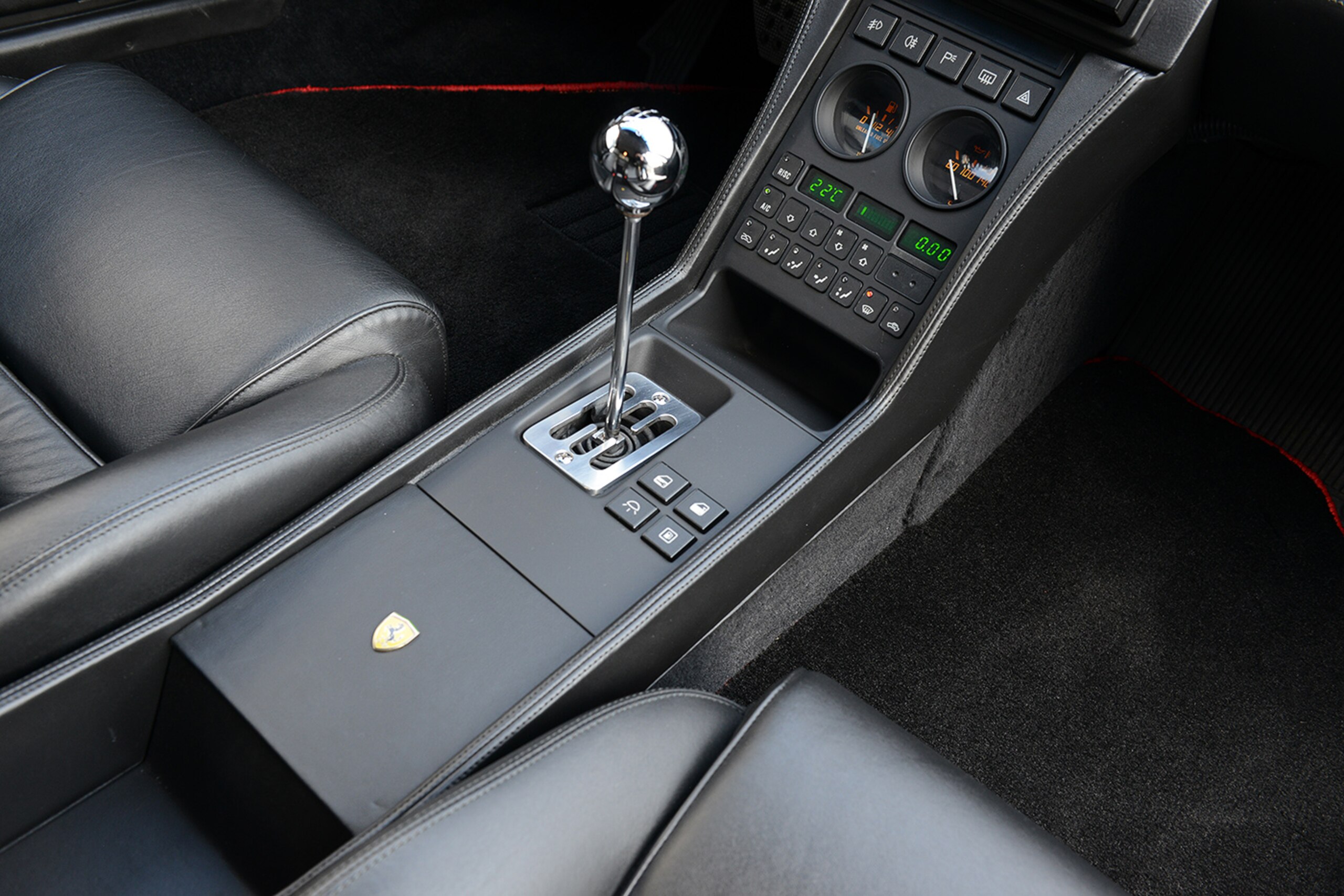 1992 Ferrari 348 TB — Photo 15 / 21