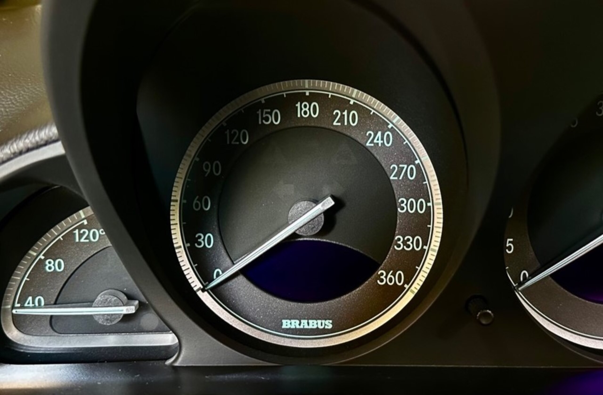 2001 Mercedes Benz SL500 BRABUS 6.1 — Photo 12 / 18