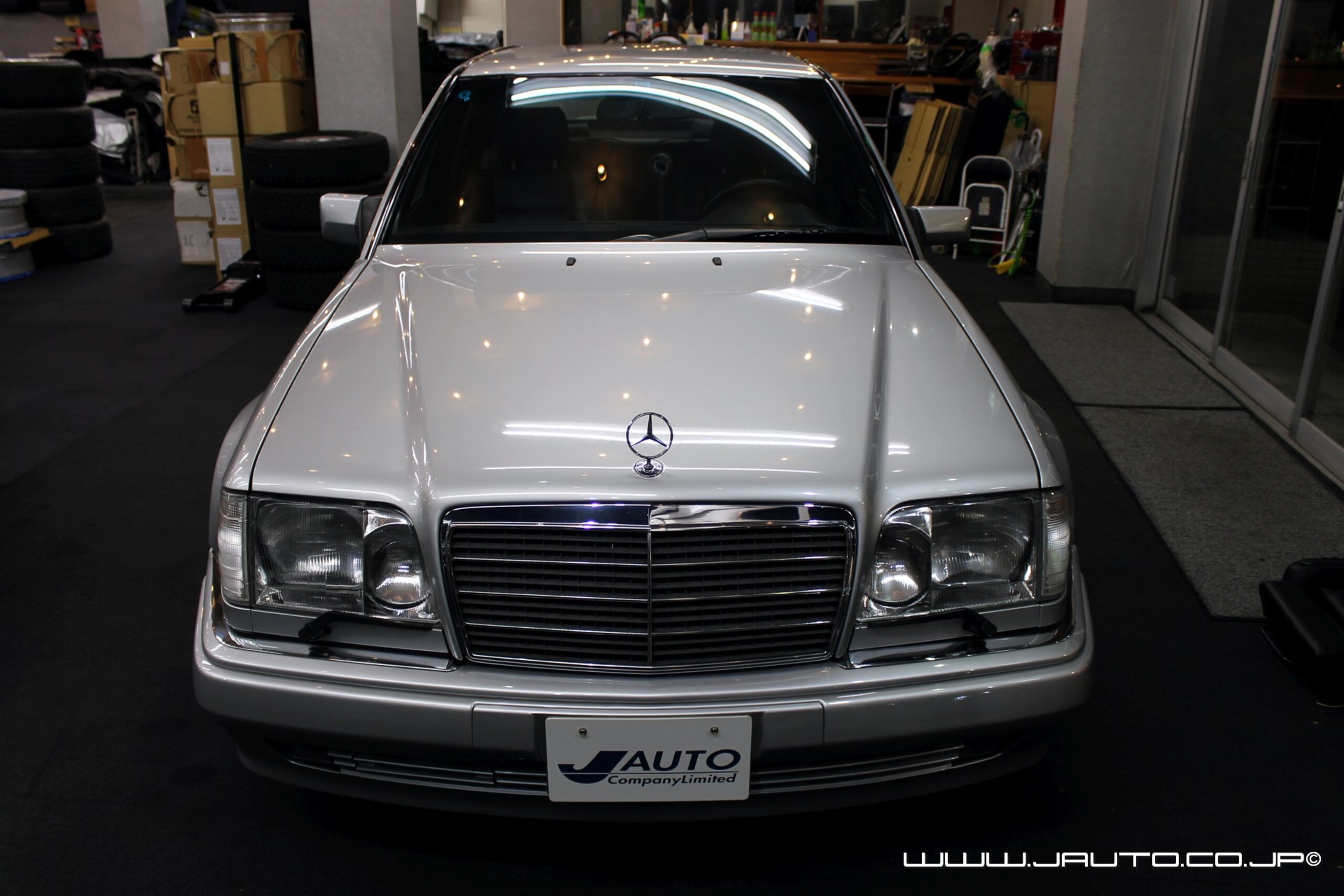 1994 Mercedes Benz E500 for sale in Japan
