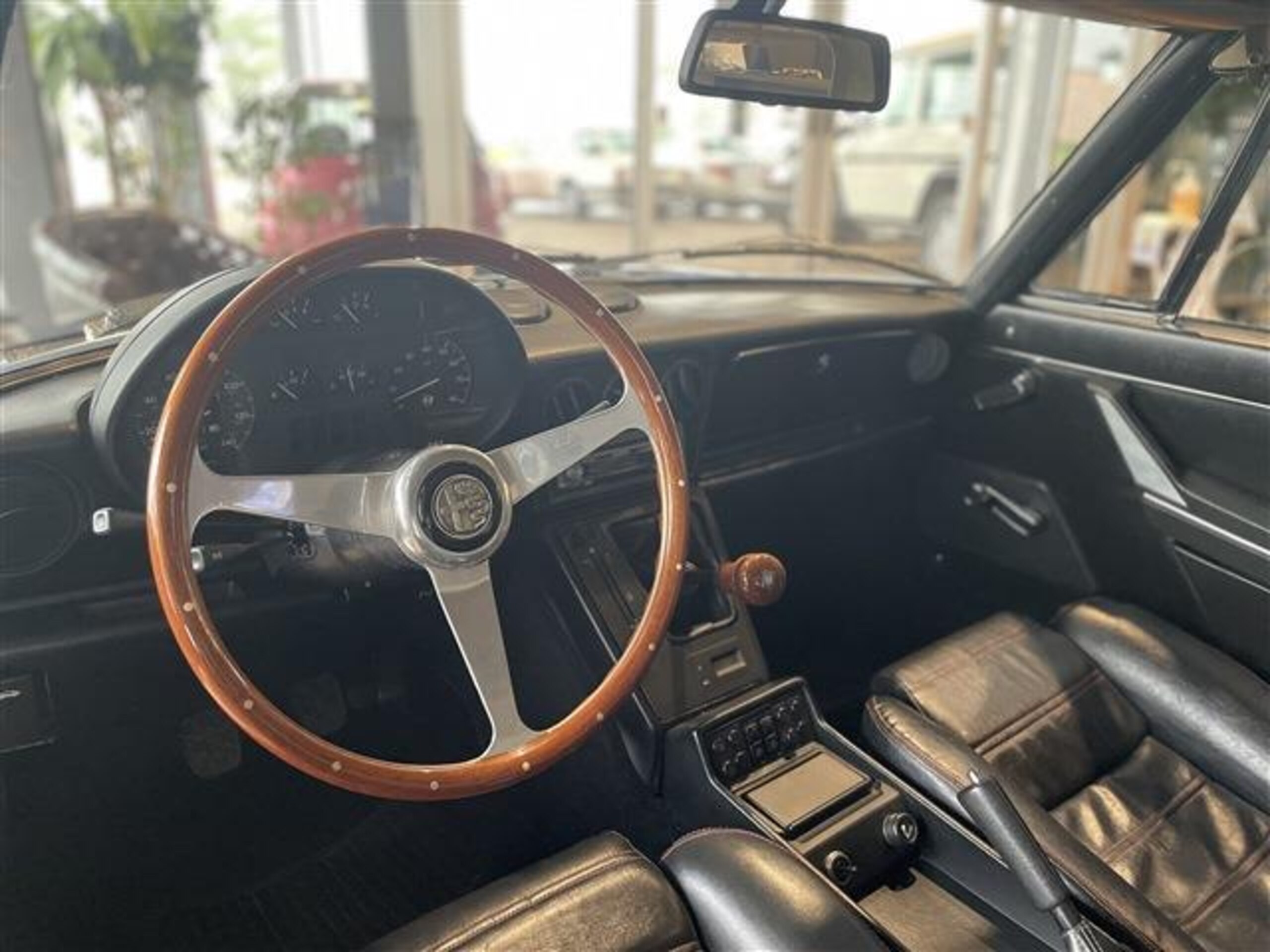 1987 Alfa Romeo Spider — Photo 8 / 11
