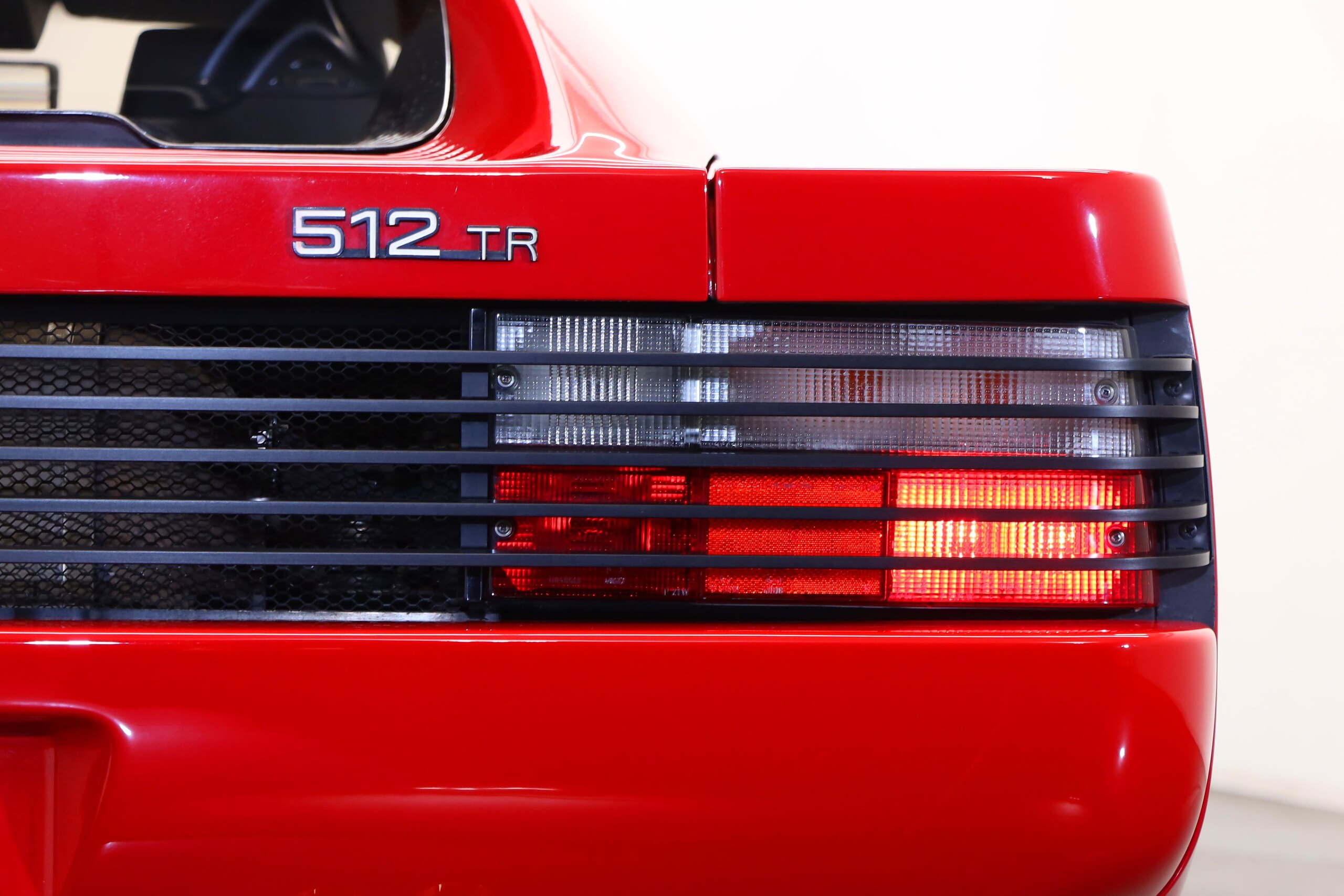 1993 Ferrari 512TR — Photo 18 / 21