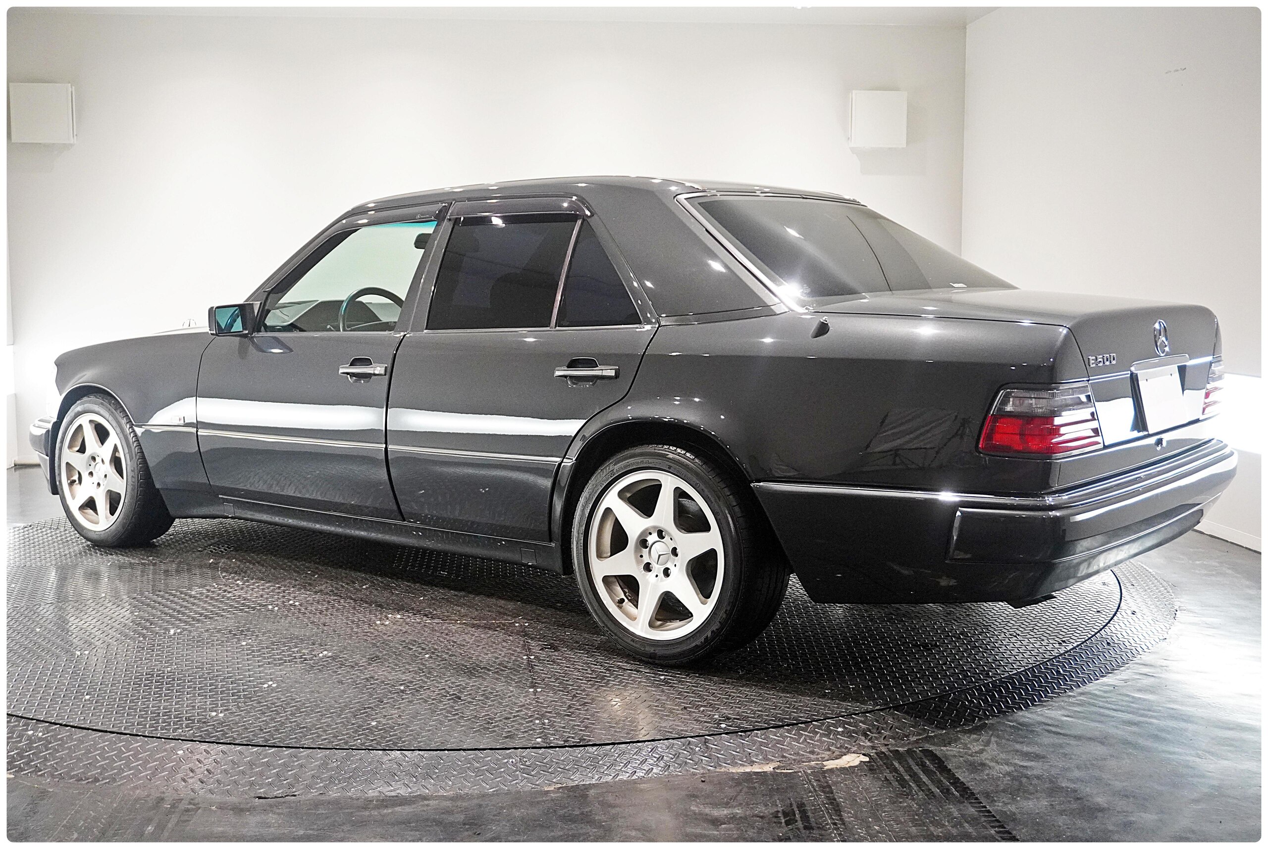 1993 Mercedes Benz 500E — Photo 6 / 23