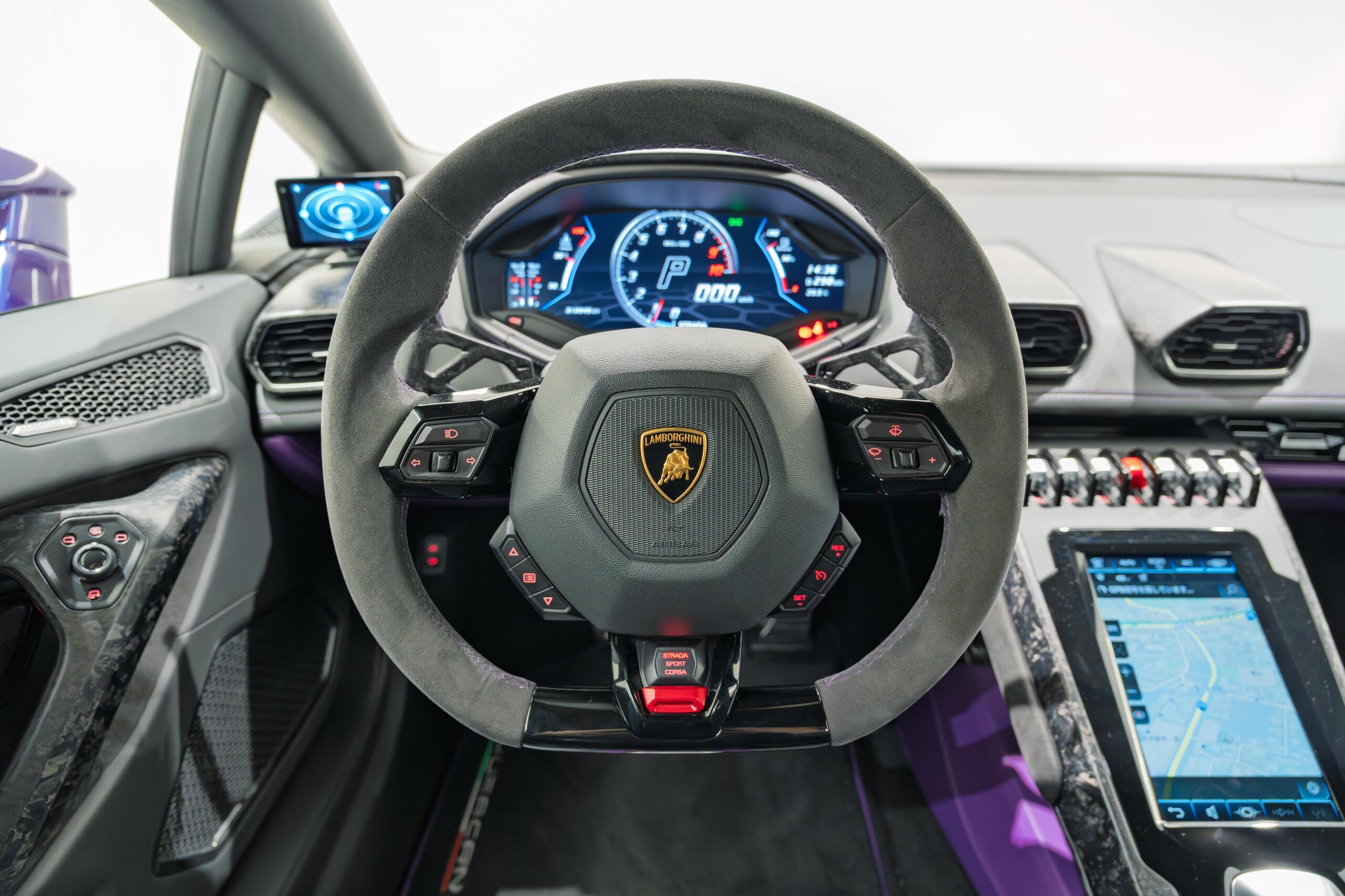 2021 Lamborghini Huracán EVO Spyder — Photo 9 / 33