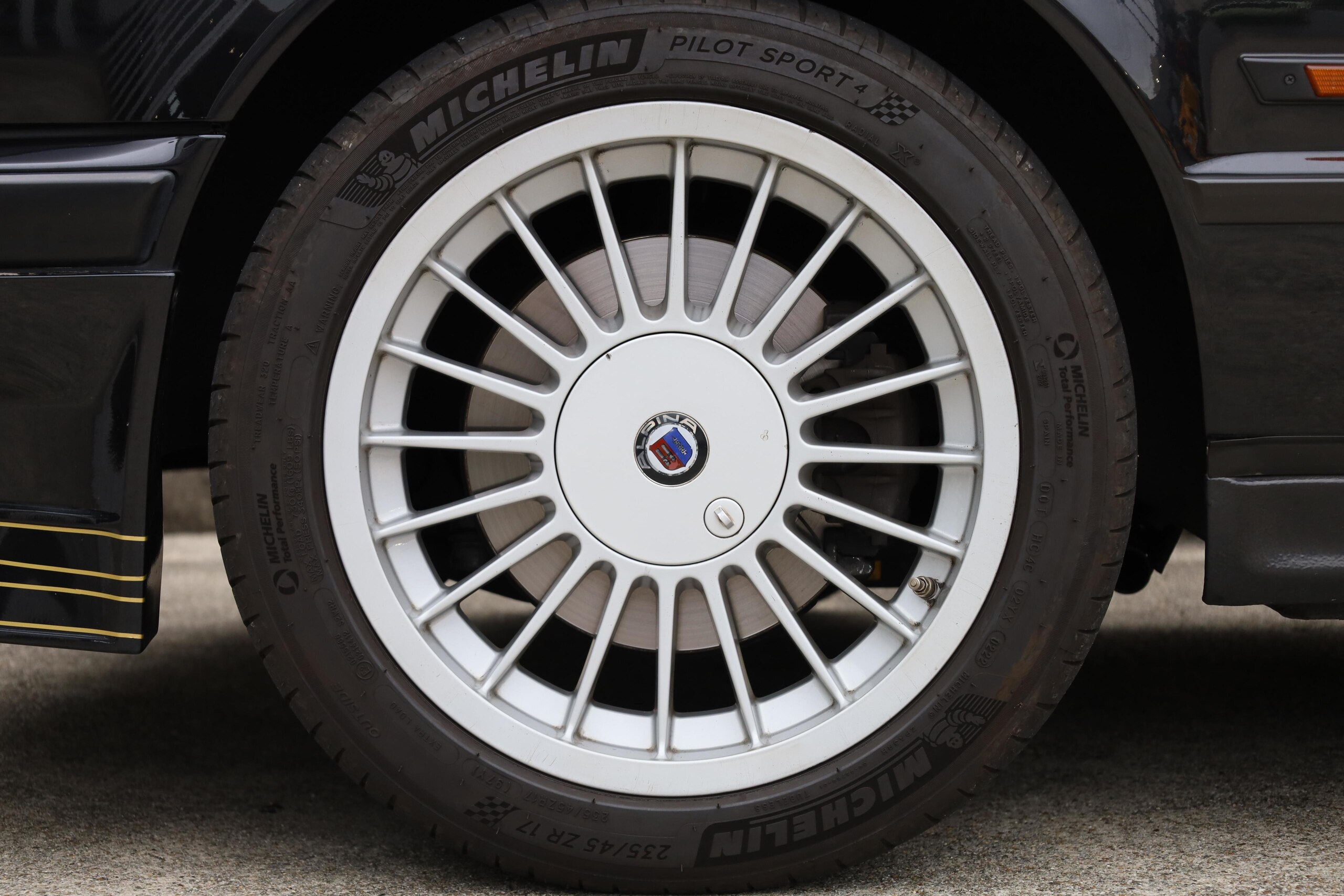 1994 BMW Alpina B10 3.0 — Photo 21 / 32