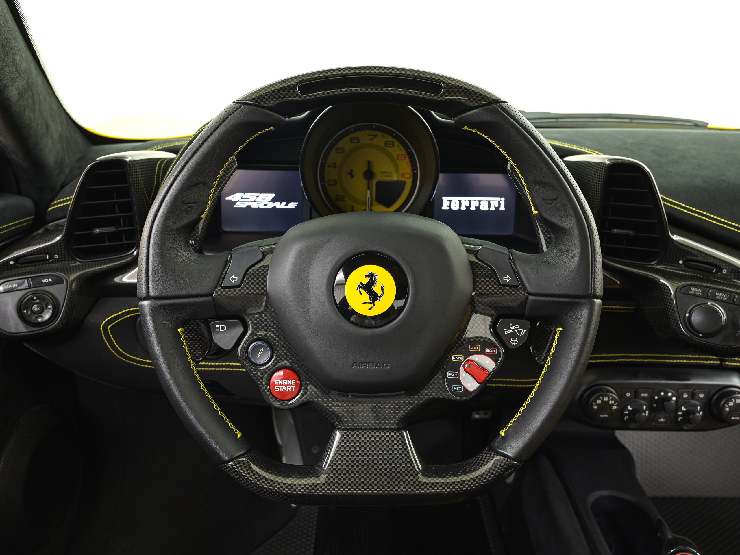 2015 Ferrari 458 Speciale — Photo 8 / 14