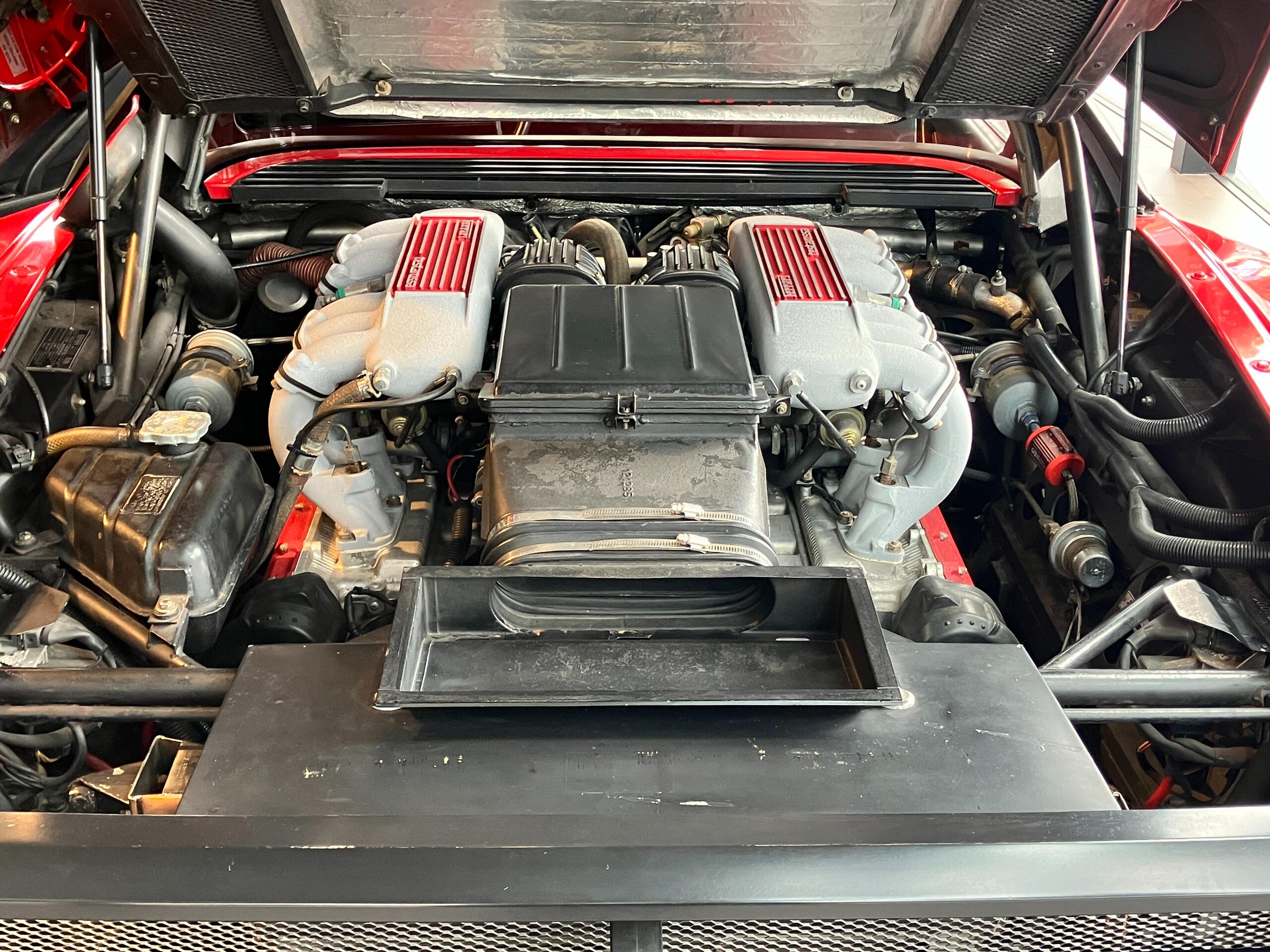 1990 Ferrari Testarossa — Photo 22 / 22