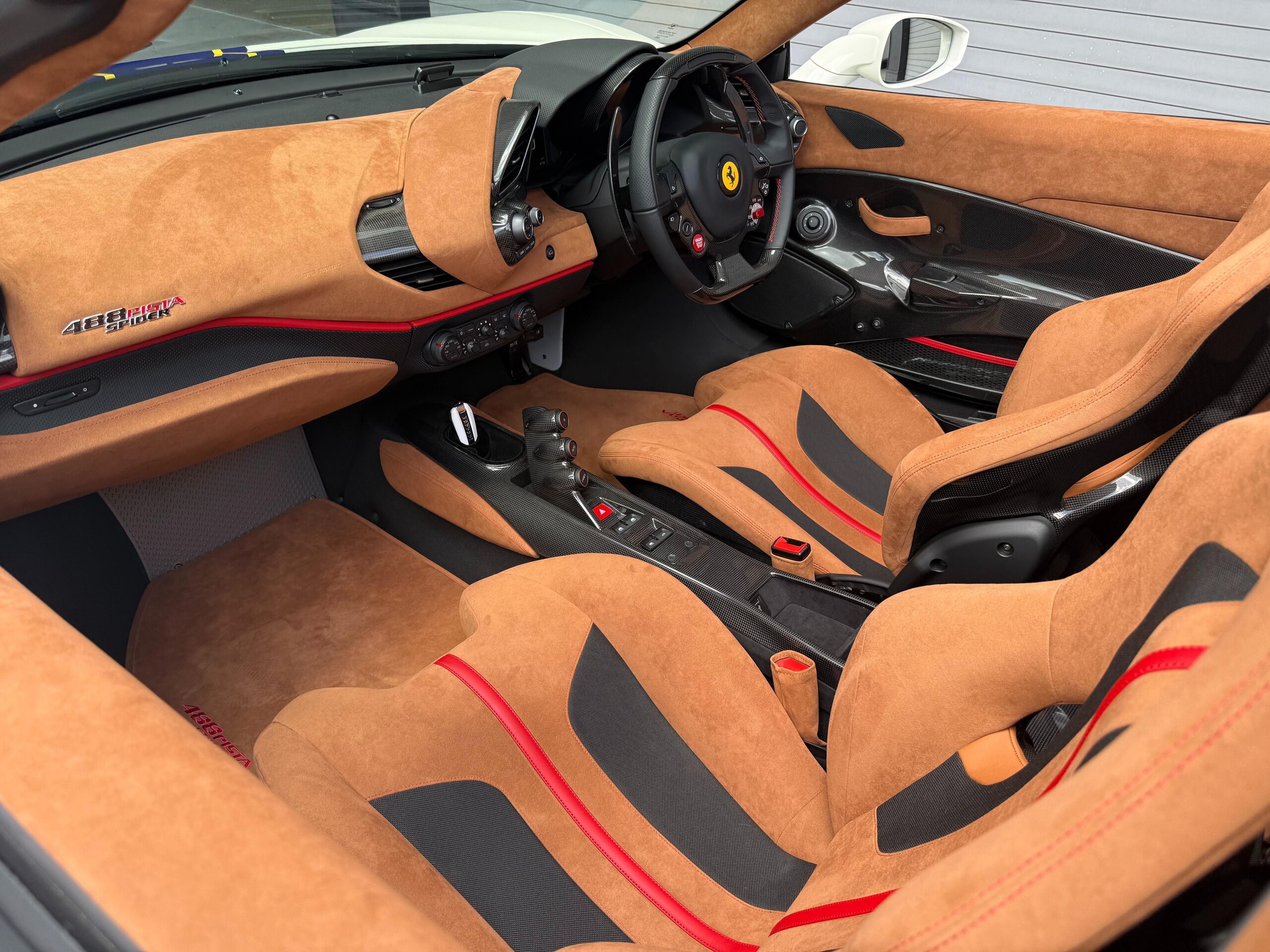 2020 Ferrari 488 Pista Spider — Photo 7 / 40