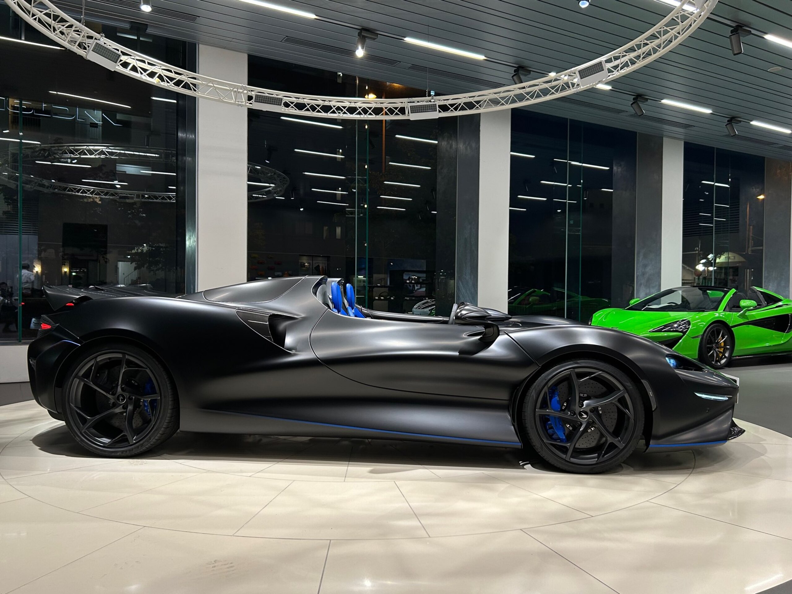2021 McLaren Elva — Photo 6 / 20