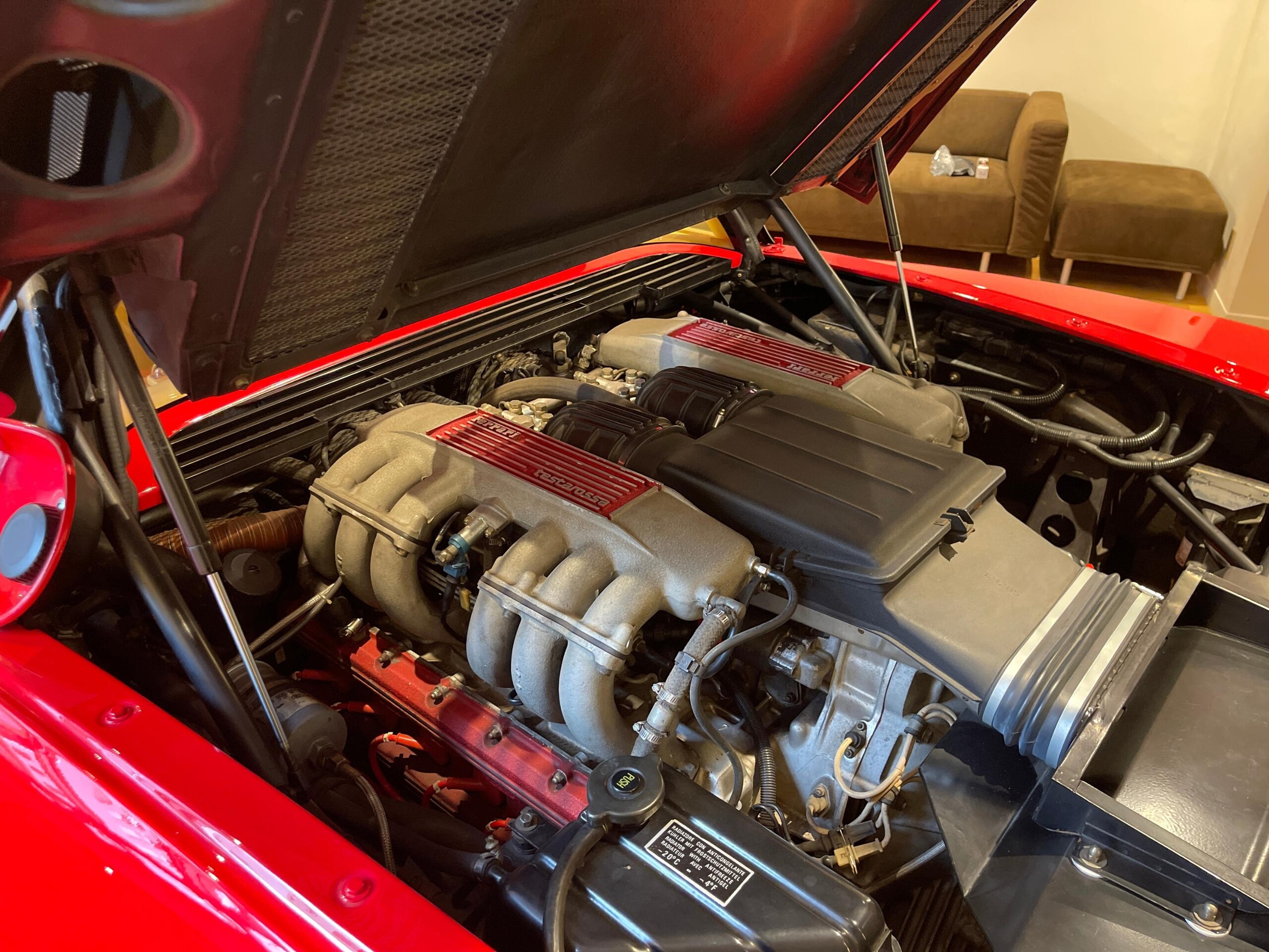 1988 Ferrari Testarossa — Photo 20 / 21