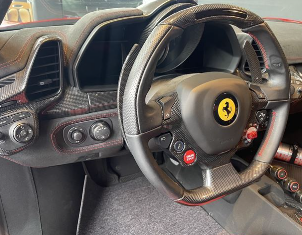 2015 Ferrari 458 Speciale — Photo 8 / 16