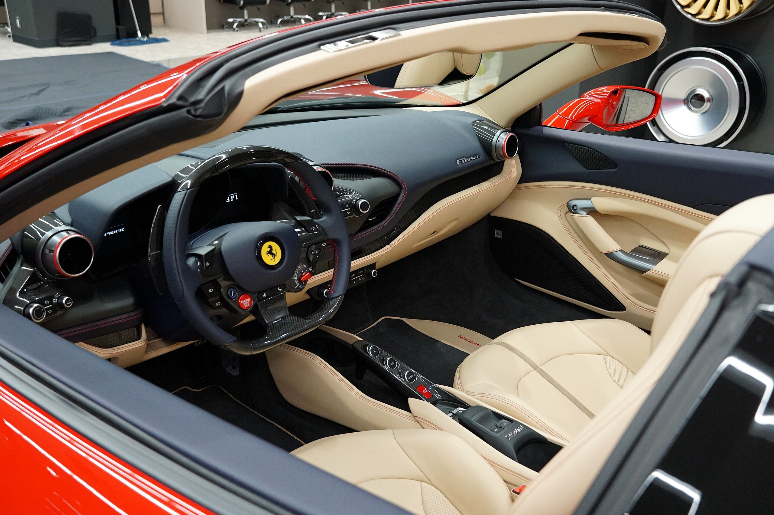 2022 Ferrari F8 Spider — Photo 9 / 52