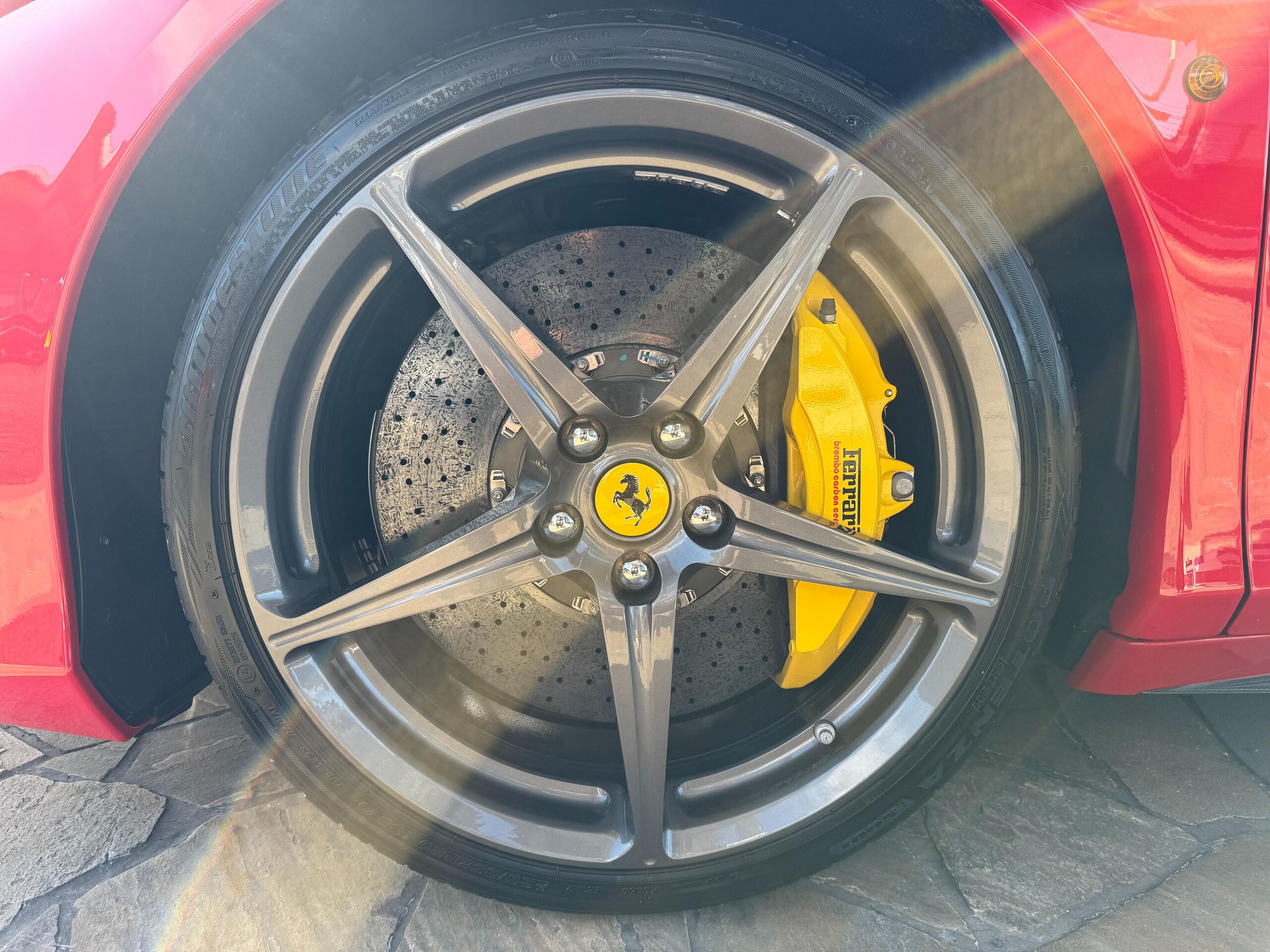 2015 Ferrari 458 Spider — Photo 20 / 23