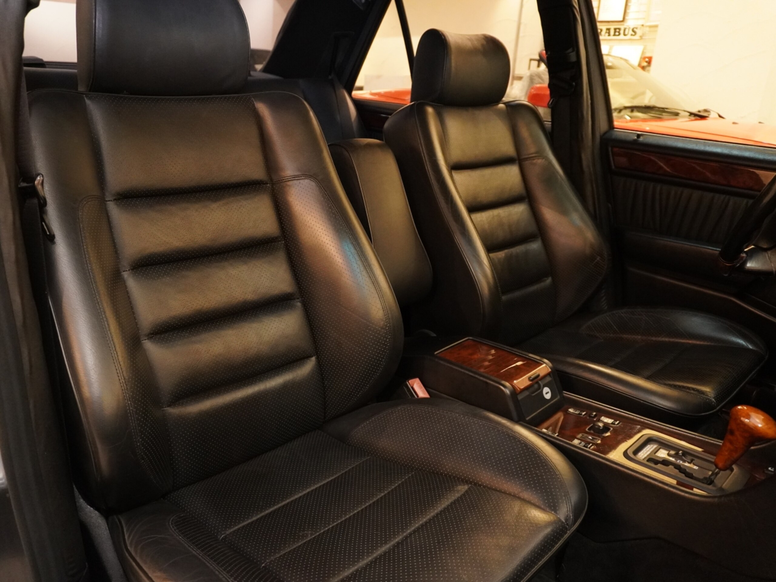 1994 Mercedes Benz E60 AMG — Photo 14 / 24