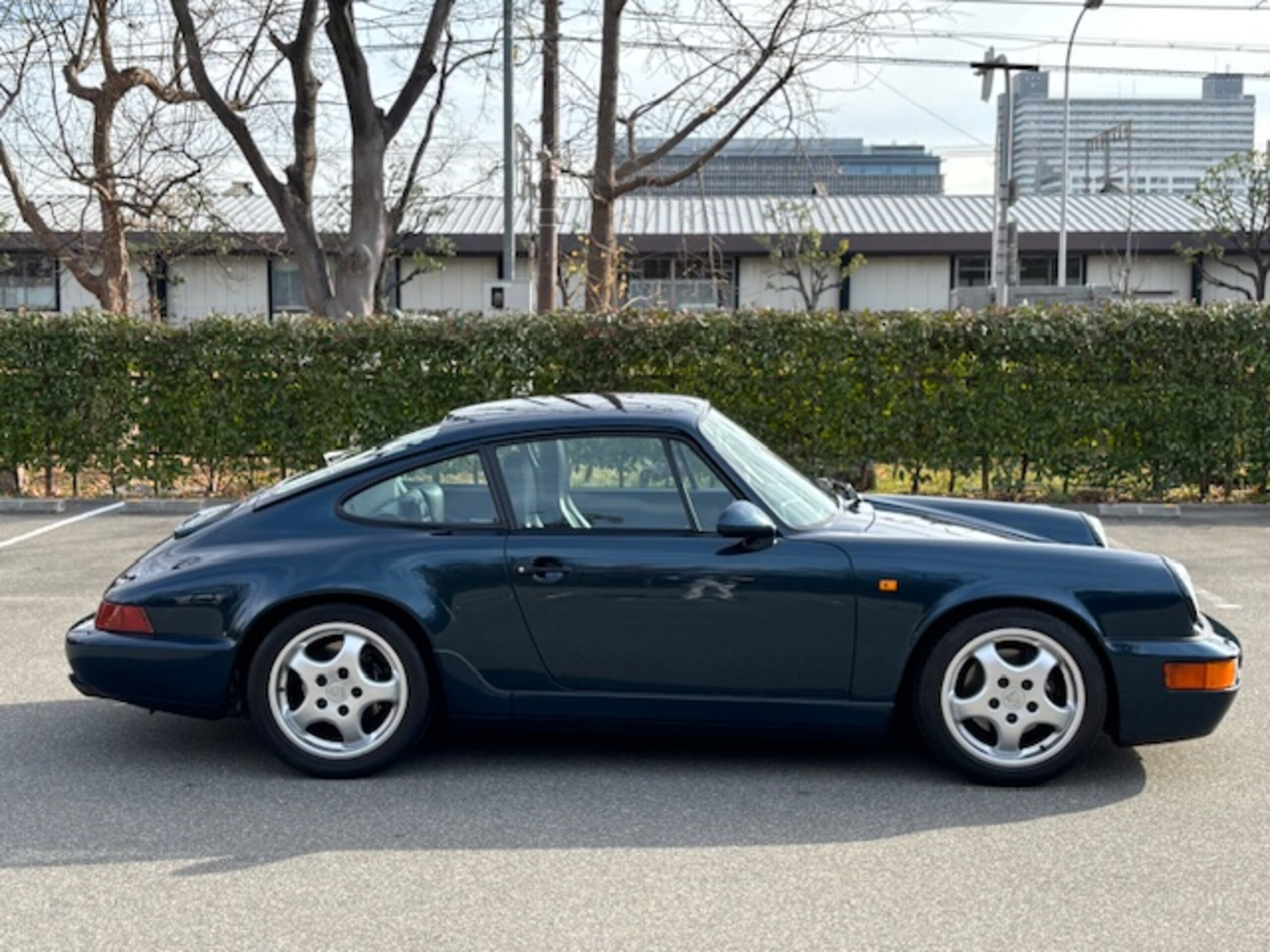 1992 Porsche 911 Carrera 2 — Photo 7 / 17