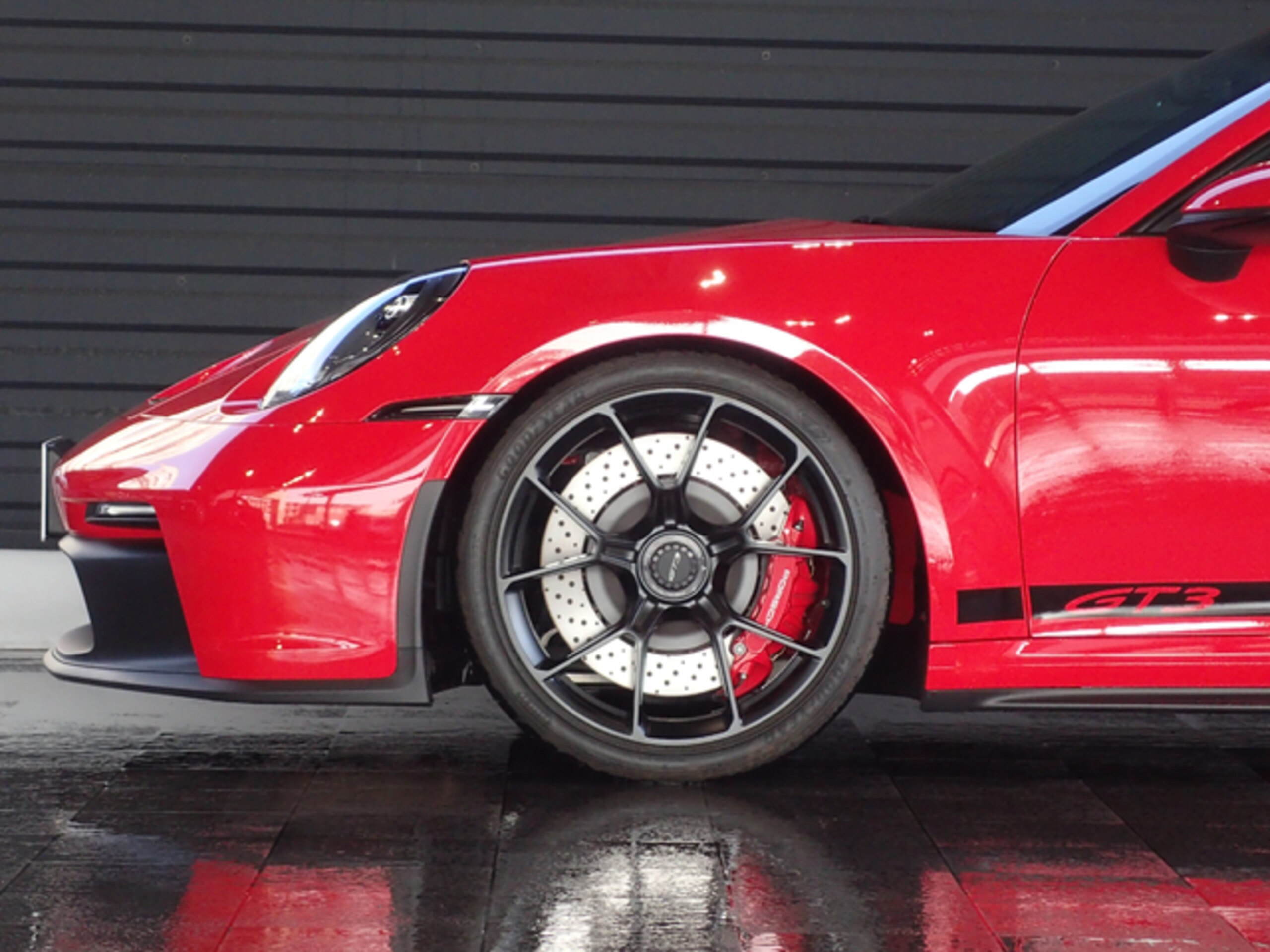2024 Porsche 911 GT3 — Photo 20 / 21