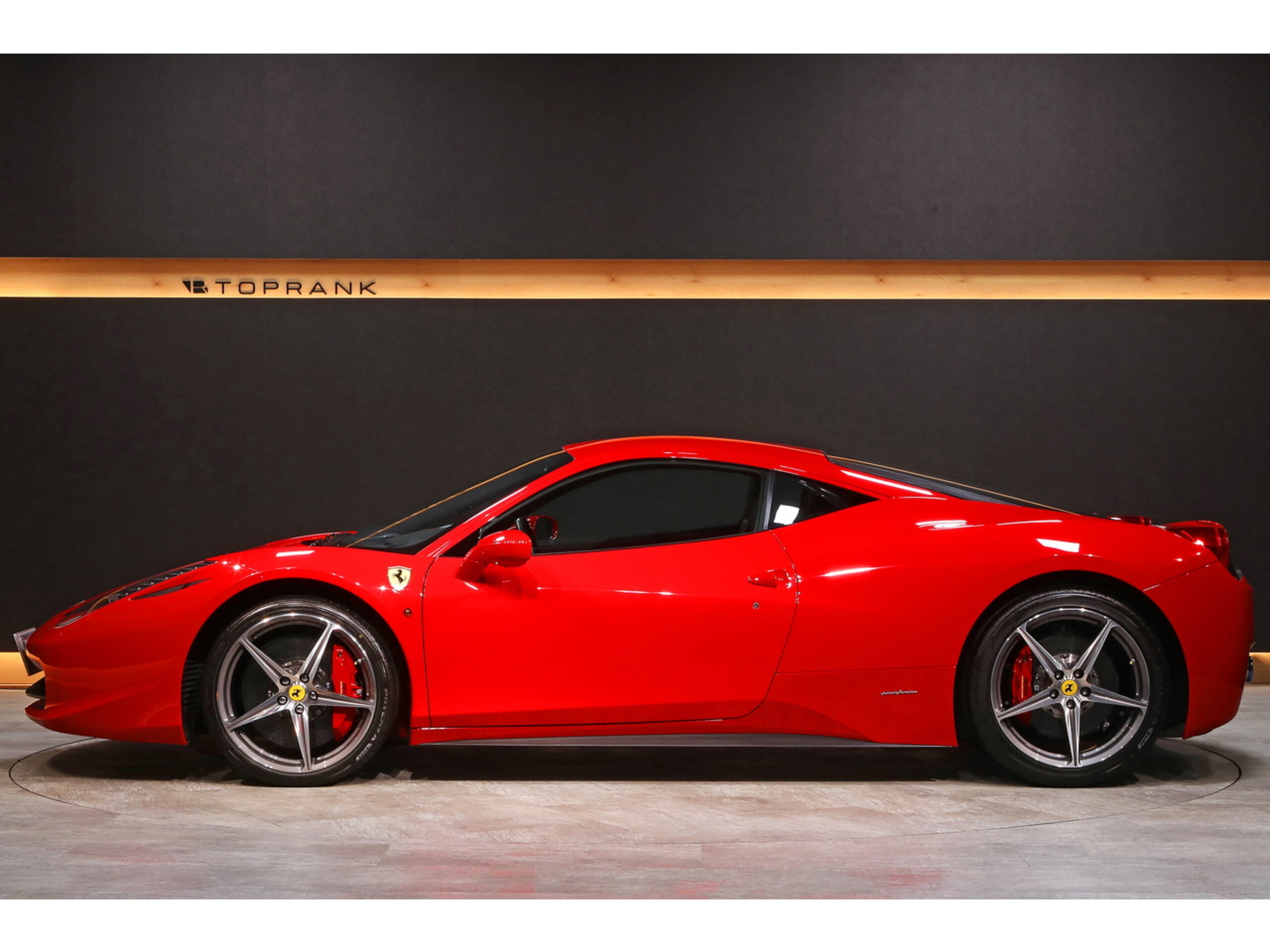 2010 Ferrari 458 Italia F1 DCT — Photo 16 / 40