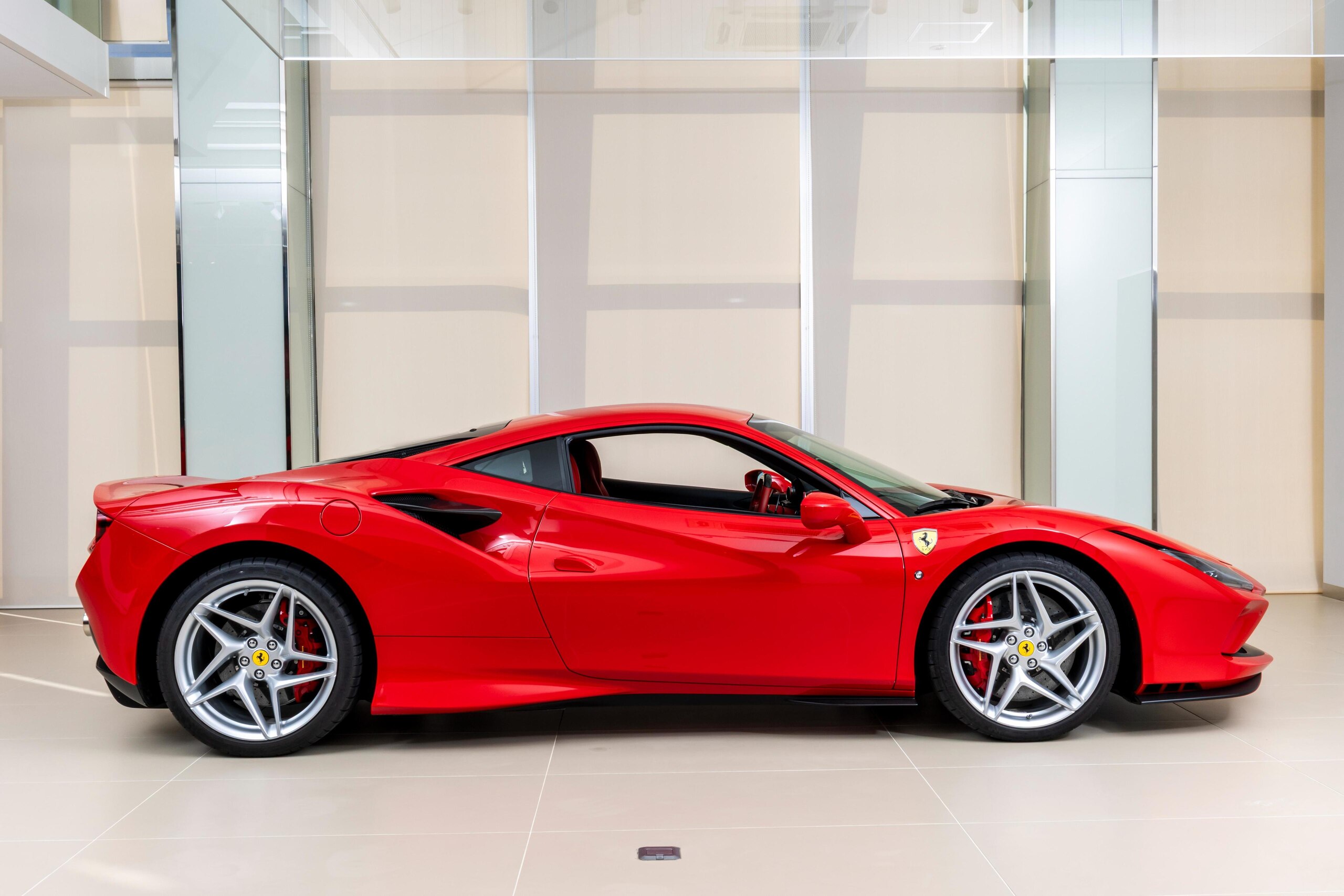 2020 Ferrari F8 Tributo — Photo 6 / 20