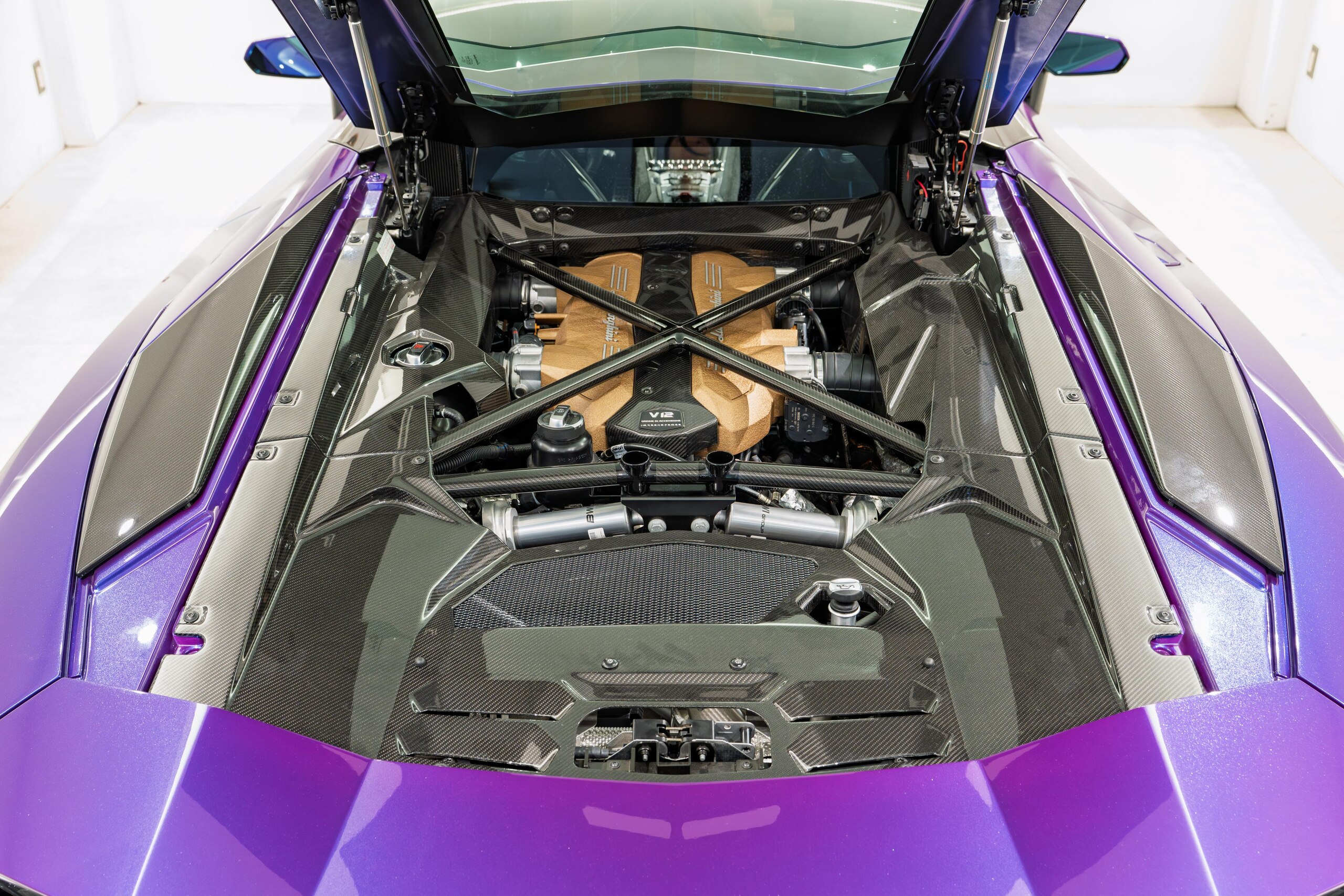 2022 Lamborghini Aventador LP780-4 Ultimae — Photo 23 / 28