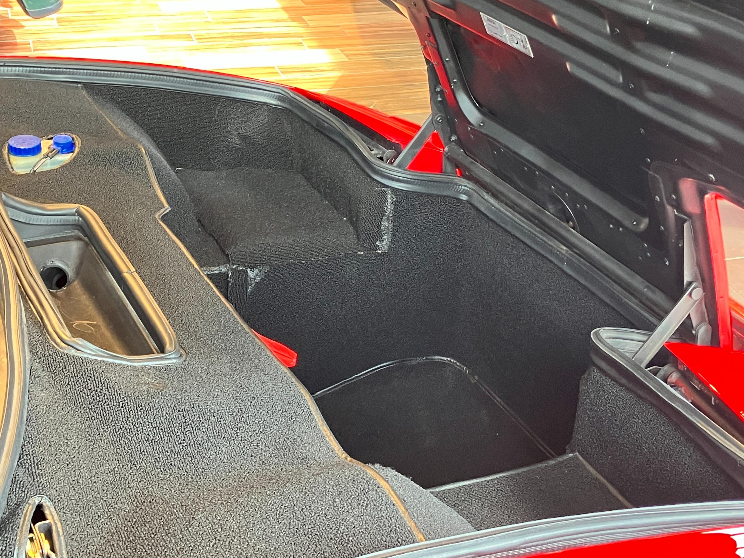 1990 Ferrari Testarossa — Photo 21 / 22