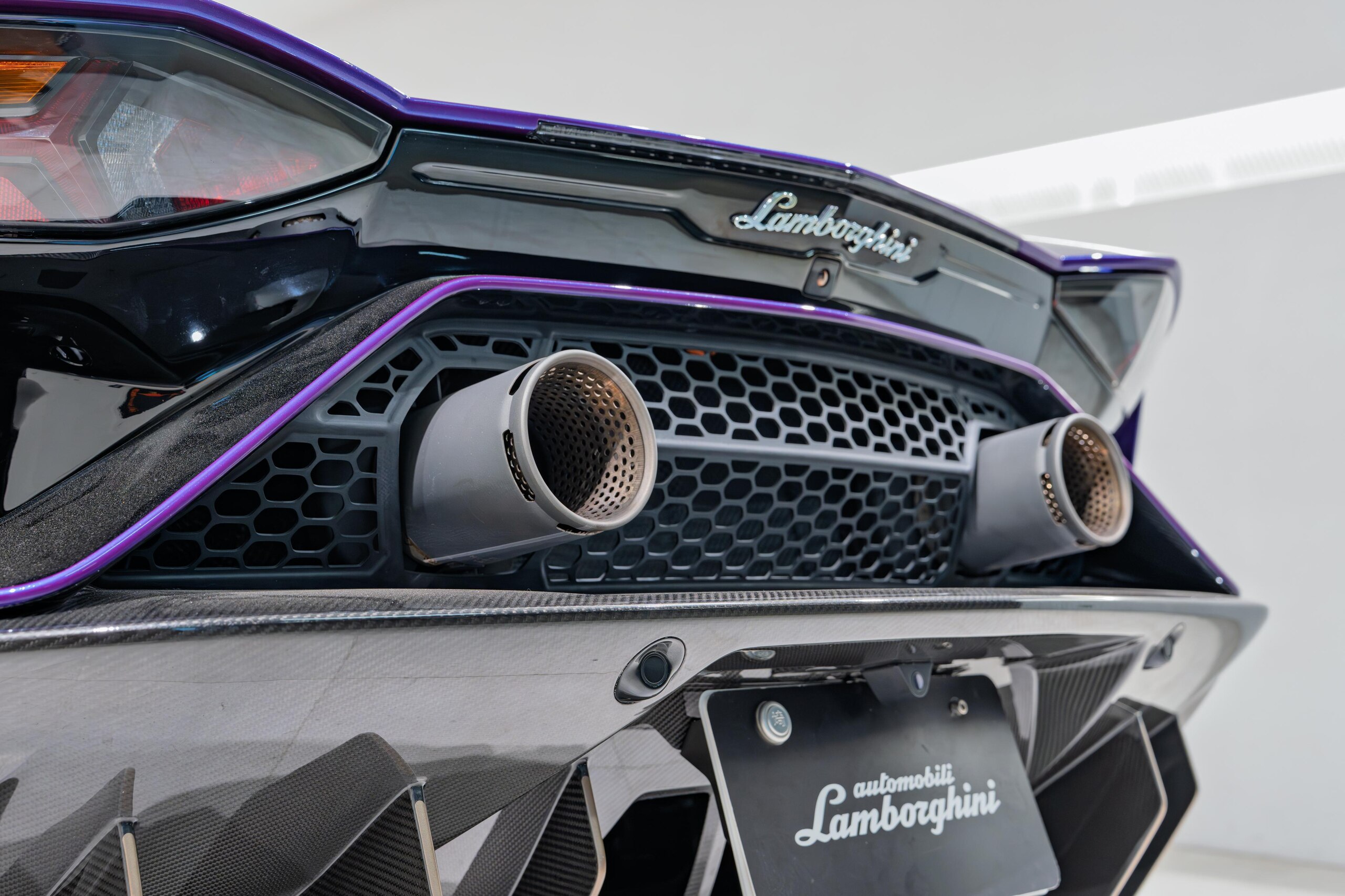 2022 Lamborghini Aventador LP780-4 Ultimae — Photo 11 / 28