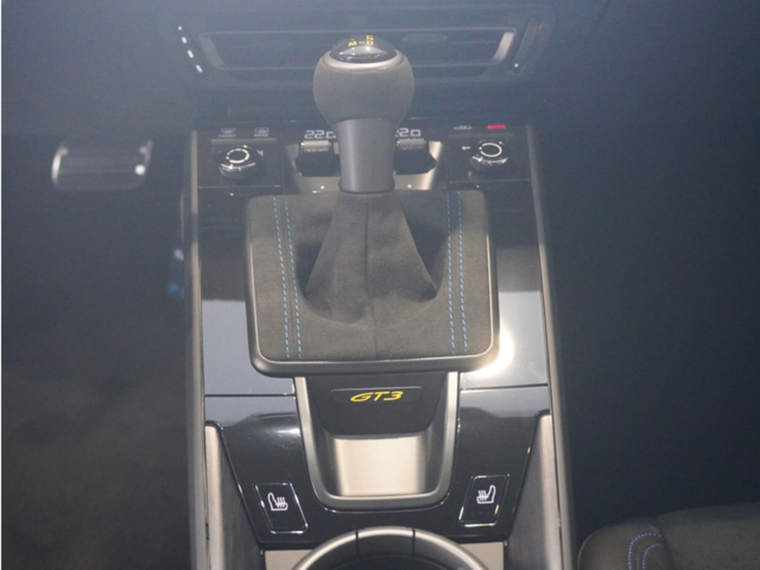2022 Porsche 911 GT3 — Photo 15 / 17