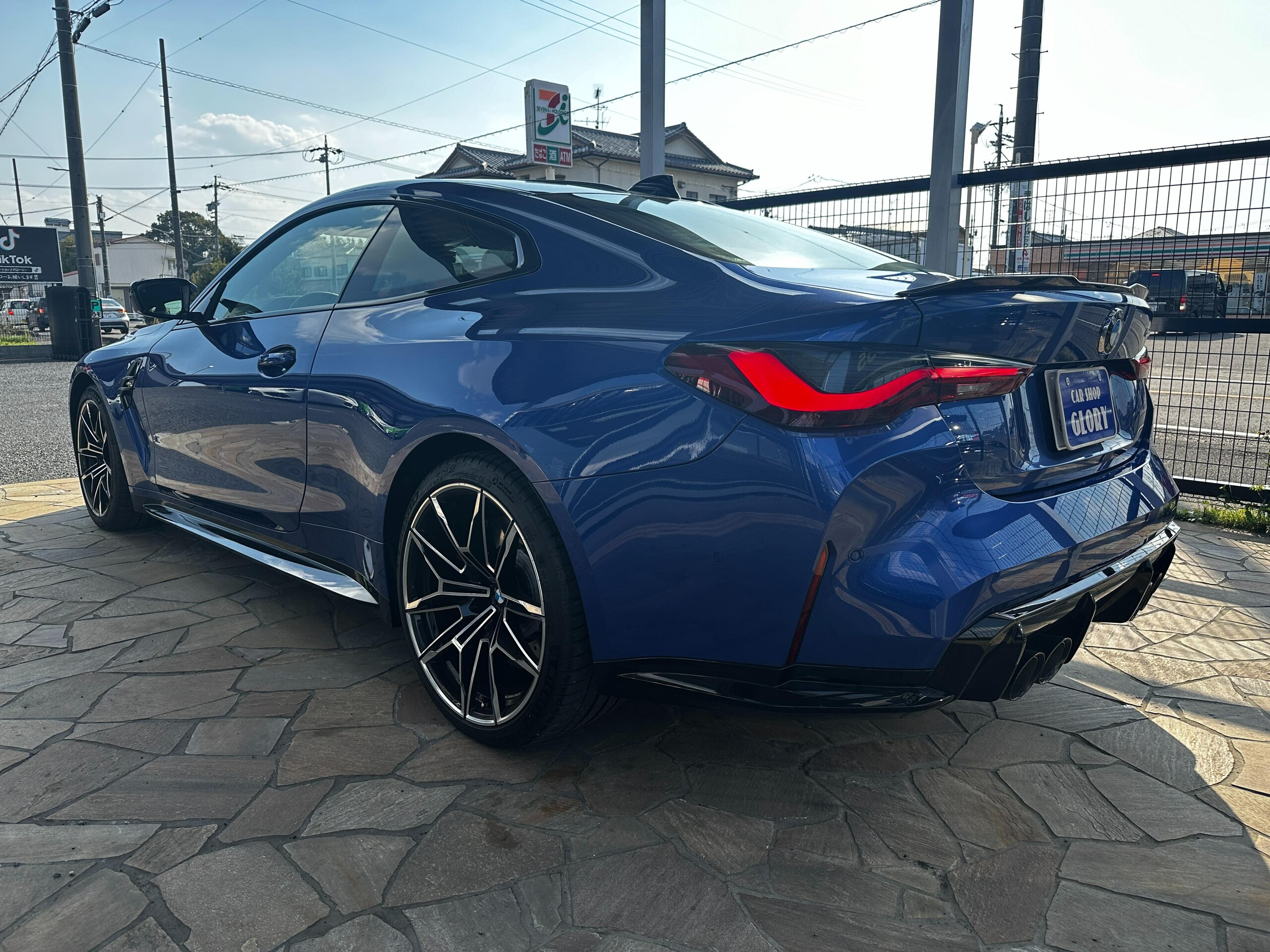 2021 BMW M4 — Photo 6 / 40