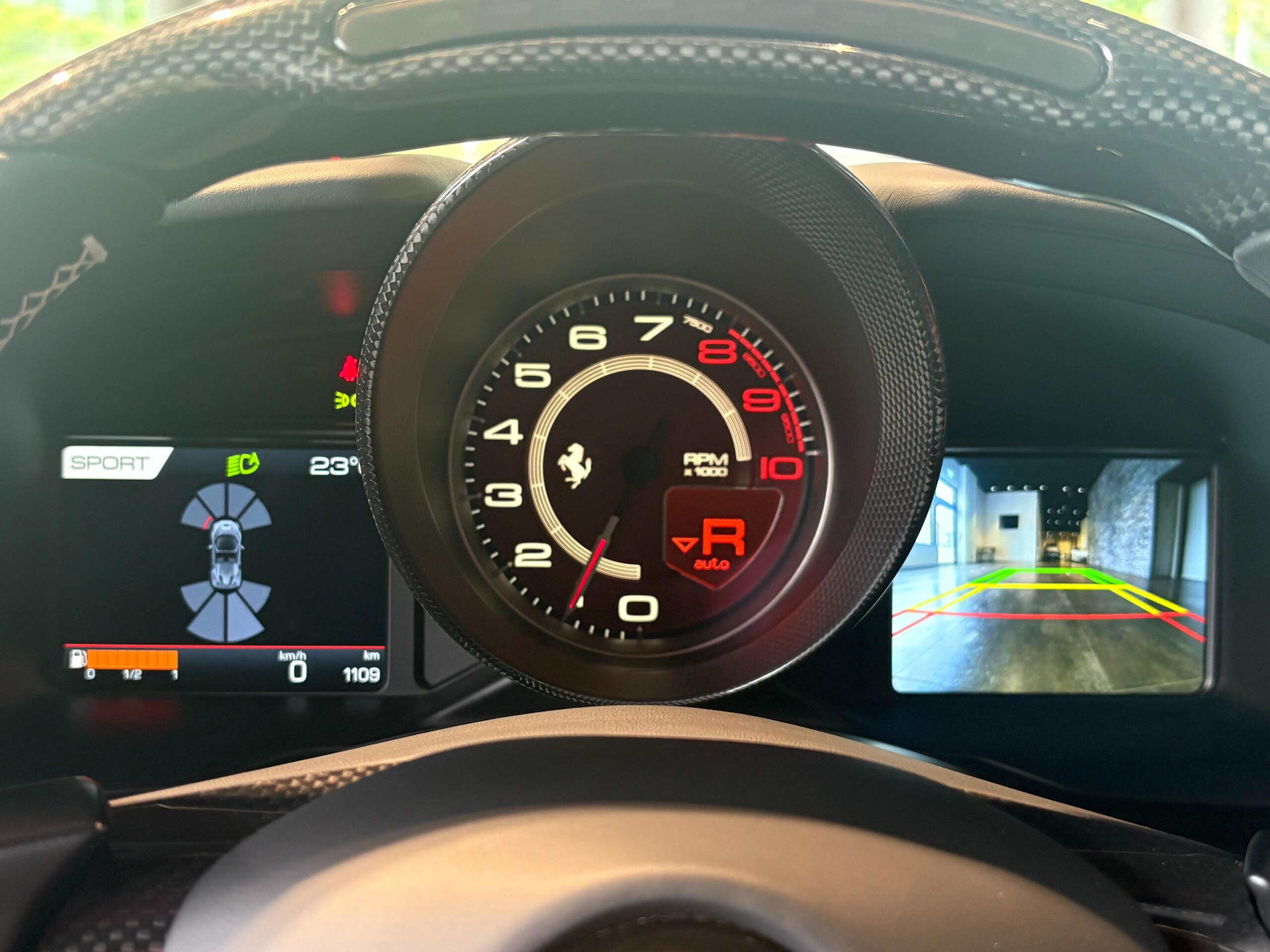 2022 Ferrari F8 Spider — Photo 8 / 23