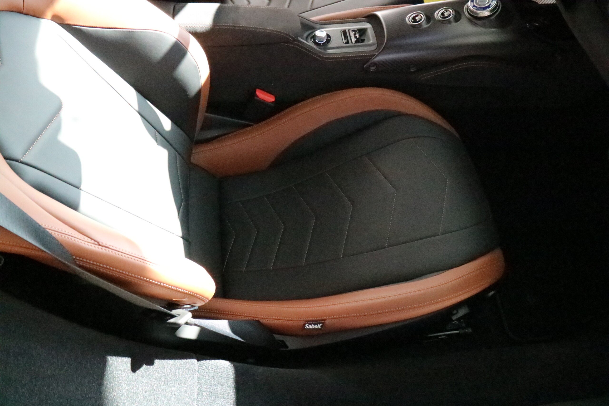 2022 Maserati MC20 — Photo 25 / 32
