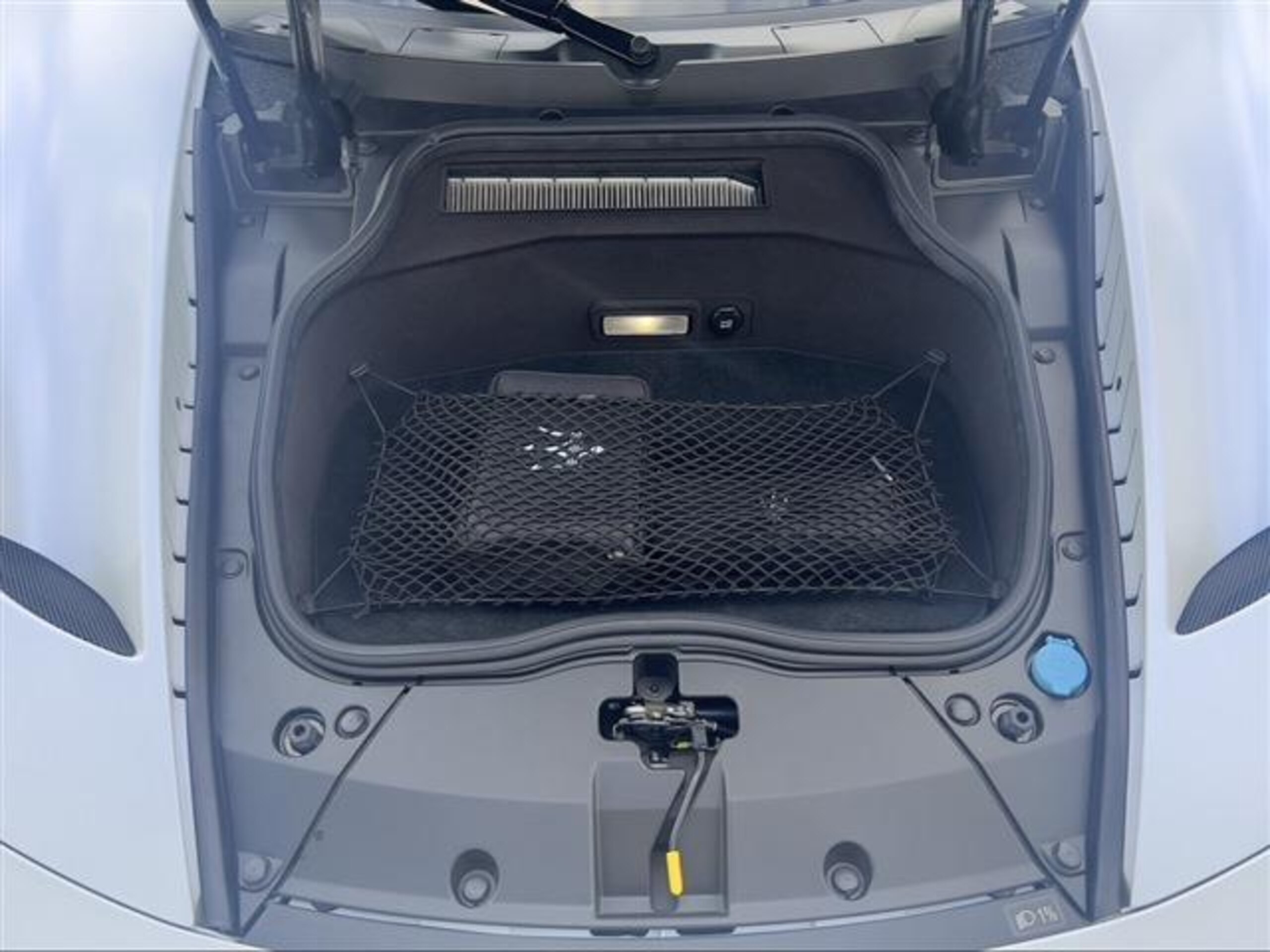2022 Maserati MC20 — Photo 13 / 13