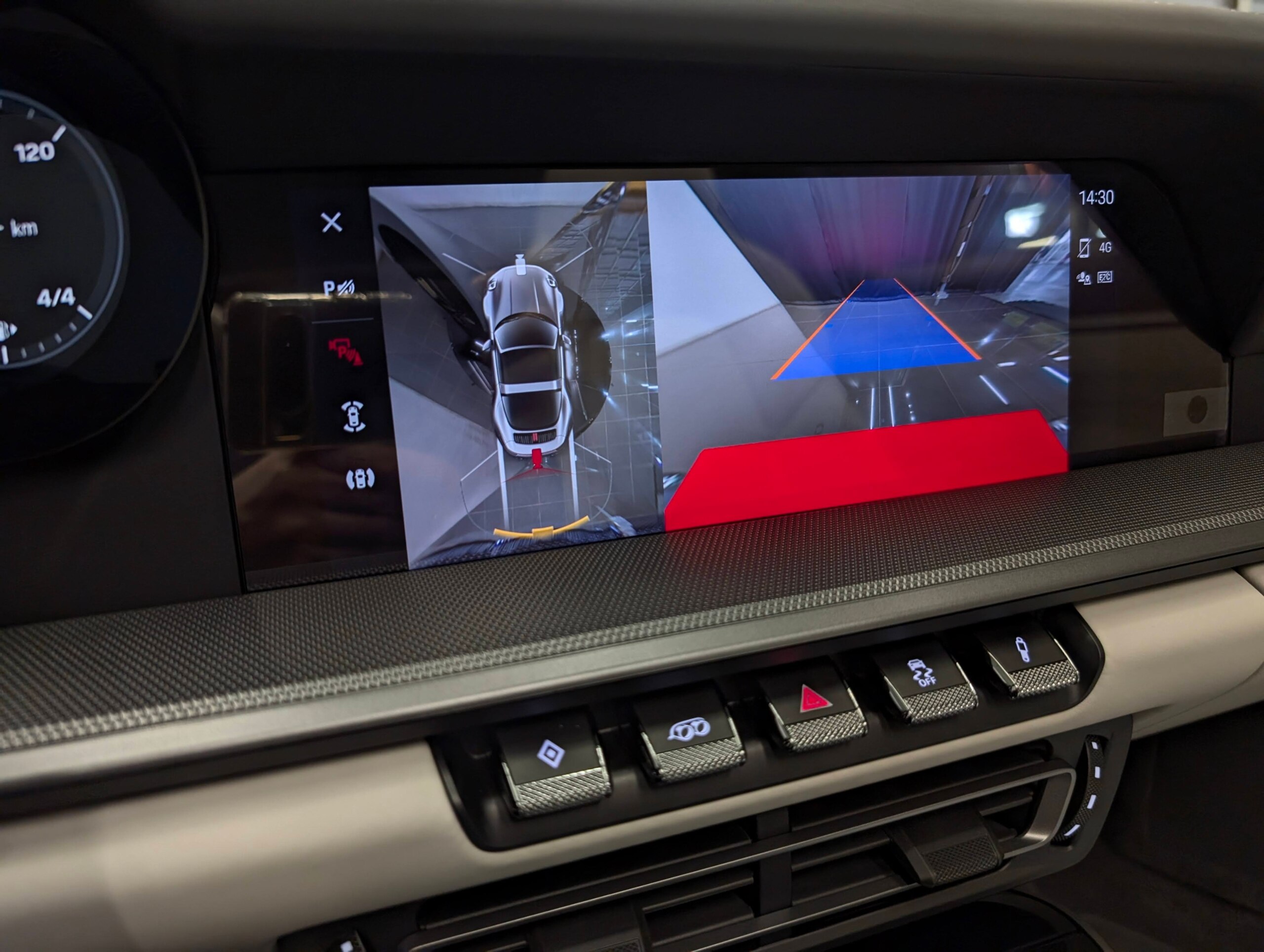 2024 Porsche 911 Targa 4 — Photo 14 / 24