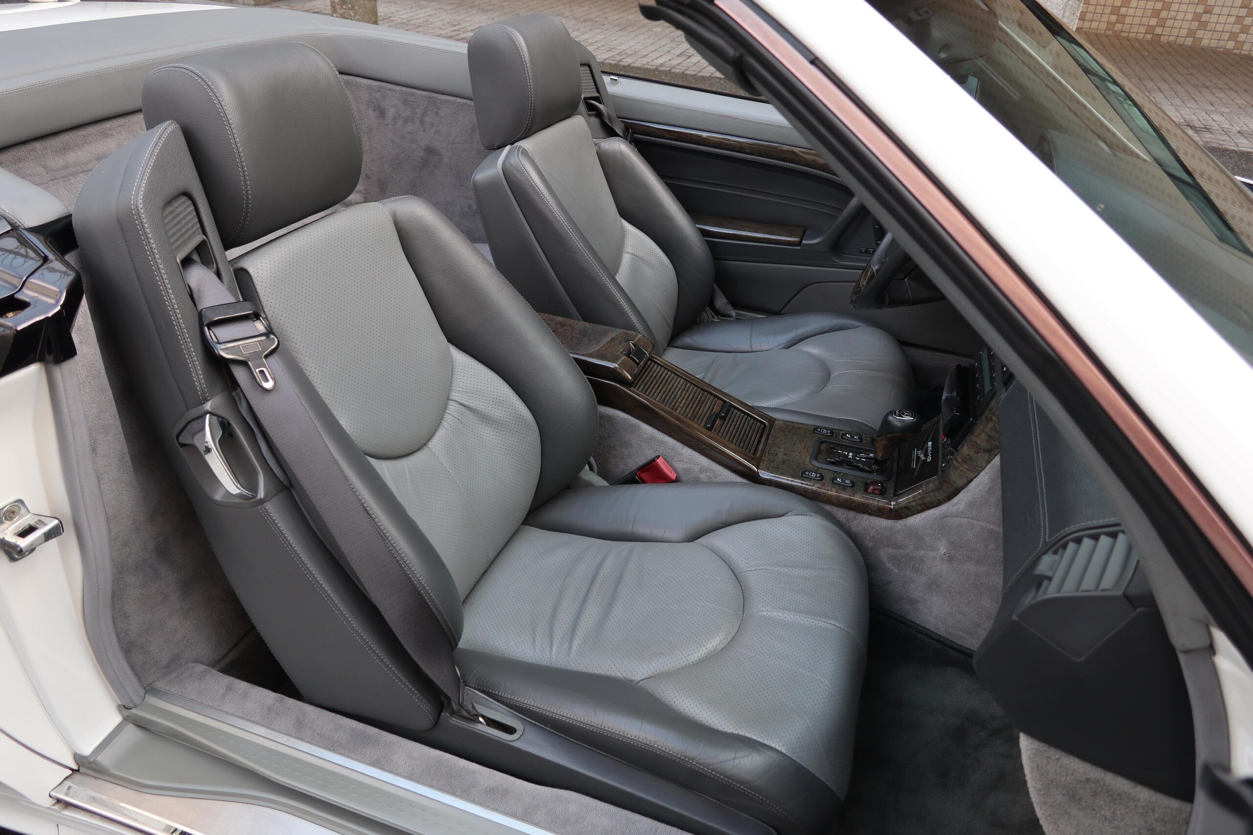 1996 Mercedes Benz SL60 AMG — Photo 15 / 24