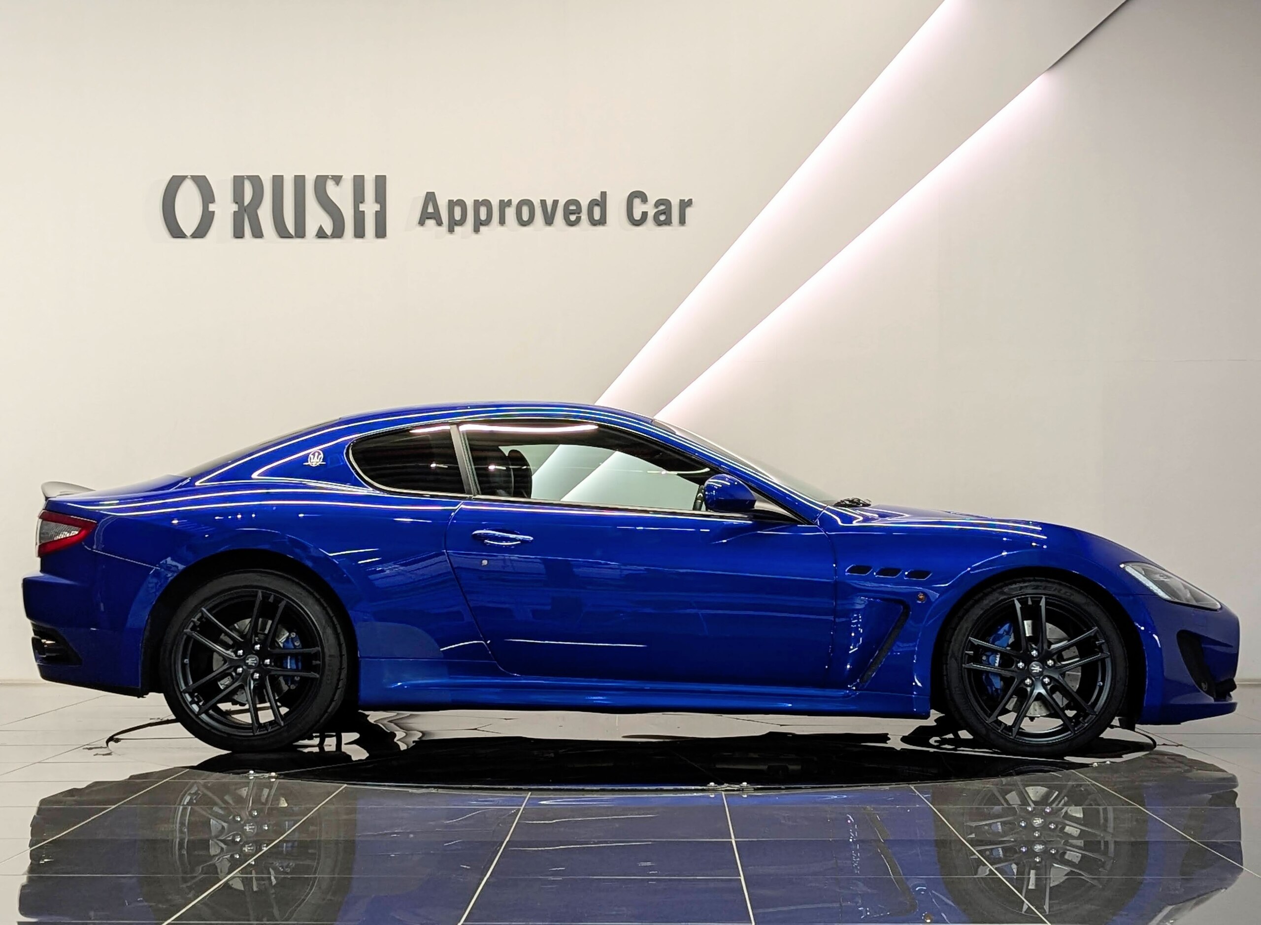 2018 Maserati GranTurismo Sport — Photo 7 / 21