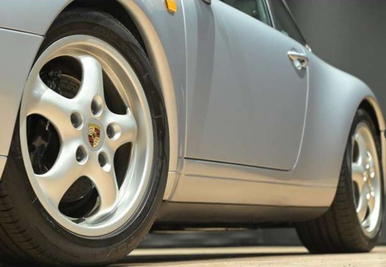 1994 Porsche 911 Carrera — Photo 8 / 18