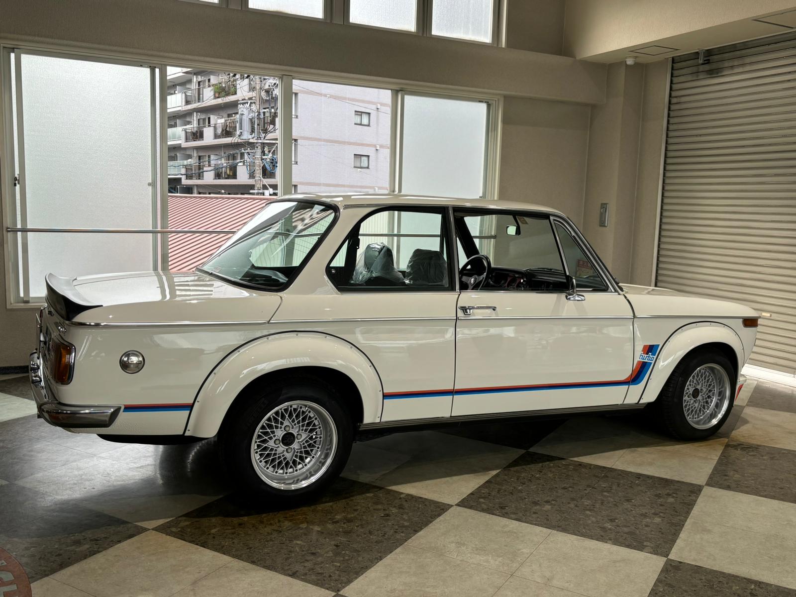 1974 BMW 2002 Turbo — Photo 6 / 19
