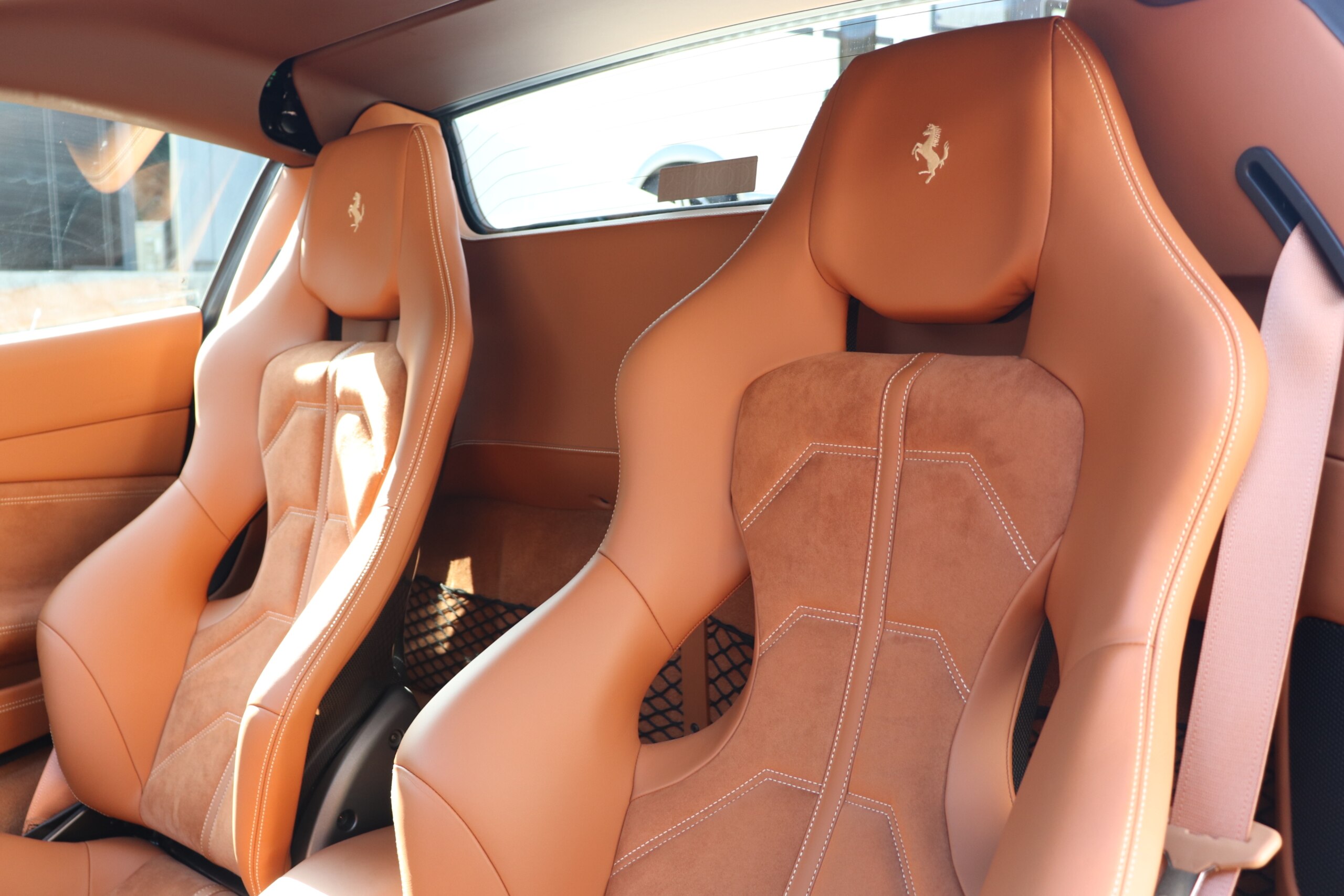 2018 Ferrari 488 Spider — Photo 10 / 21
