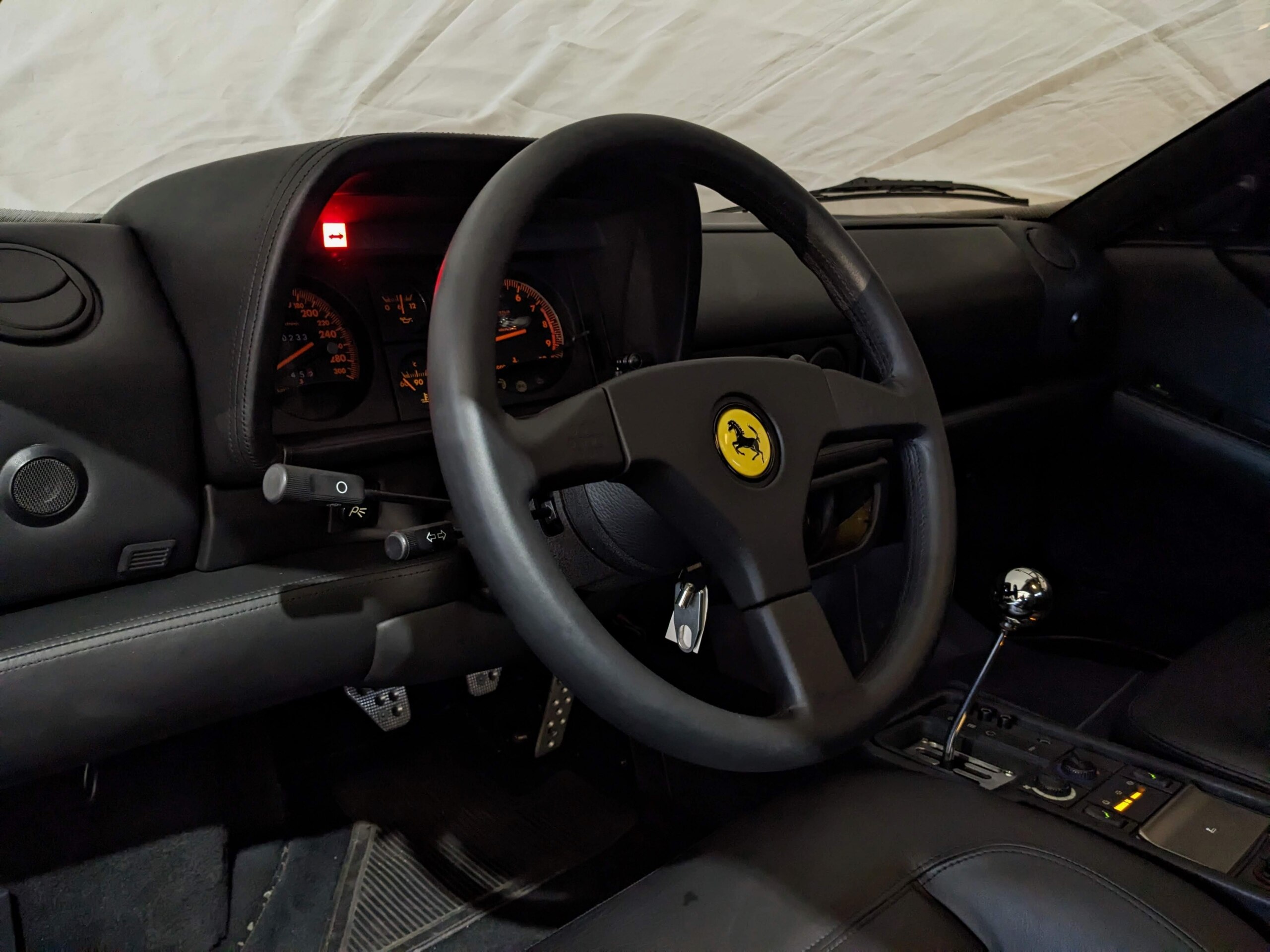 1992 Ferrari 512TR — Photo 17 / 25