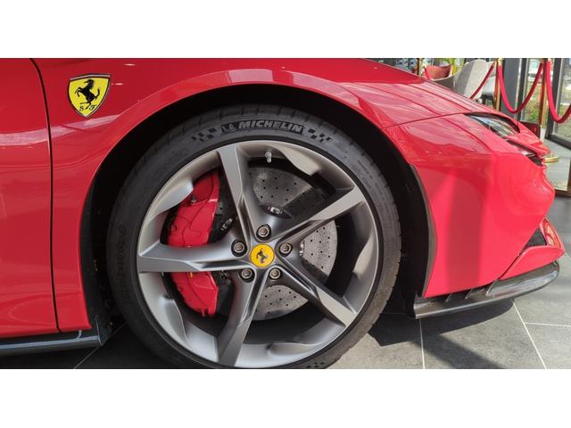 2021 Ferrari SF90 Stradale — Photo 14 / 15