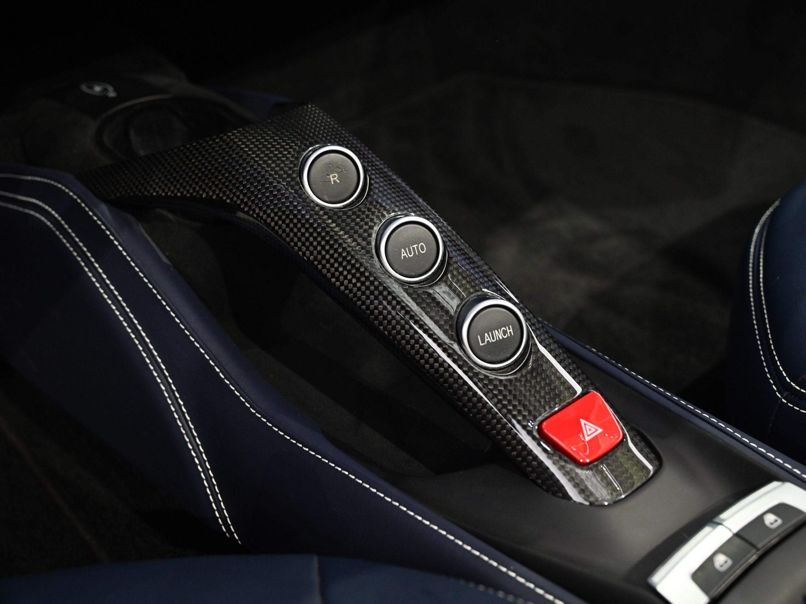 2018 Ferrari 488 Spider — Photo 11 / 18
