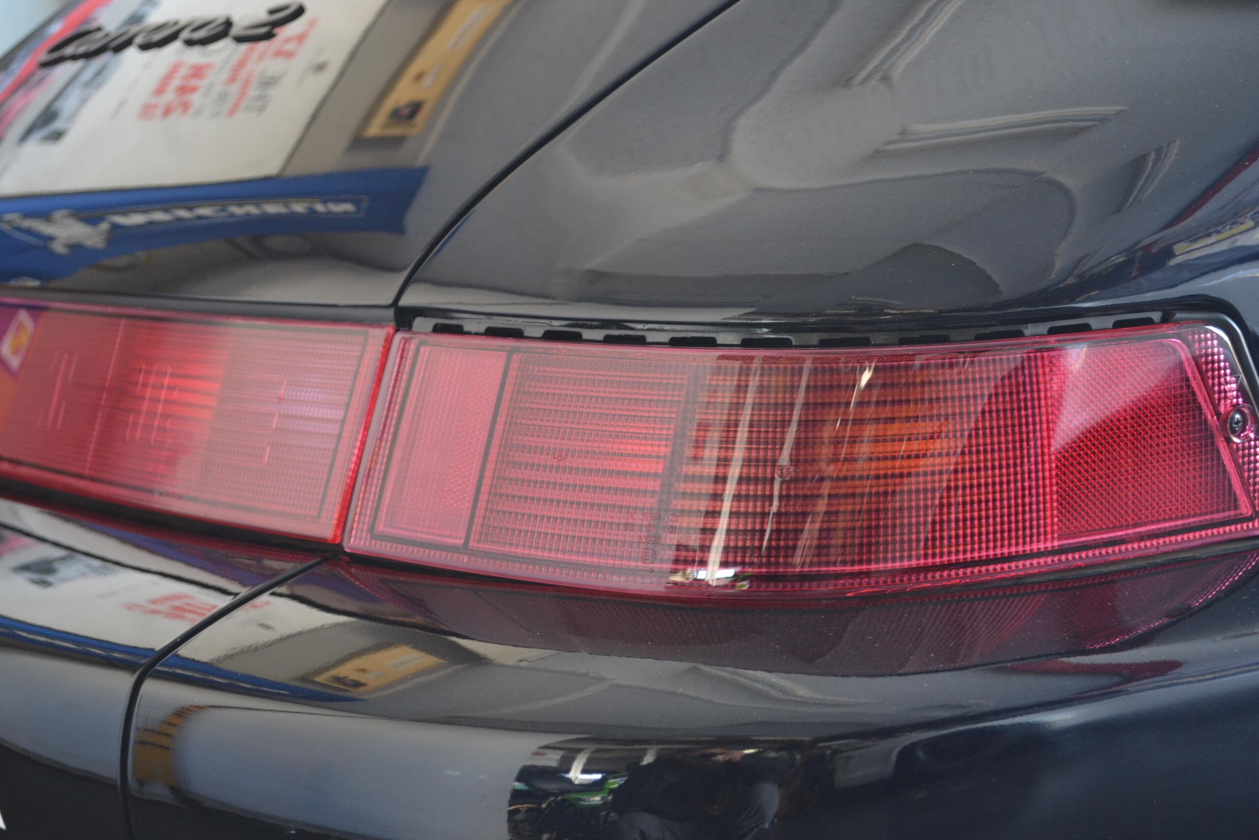 1990 Porsche 911 Carrera 2 — Photo 7 / 18