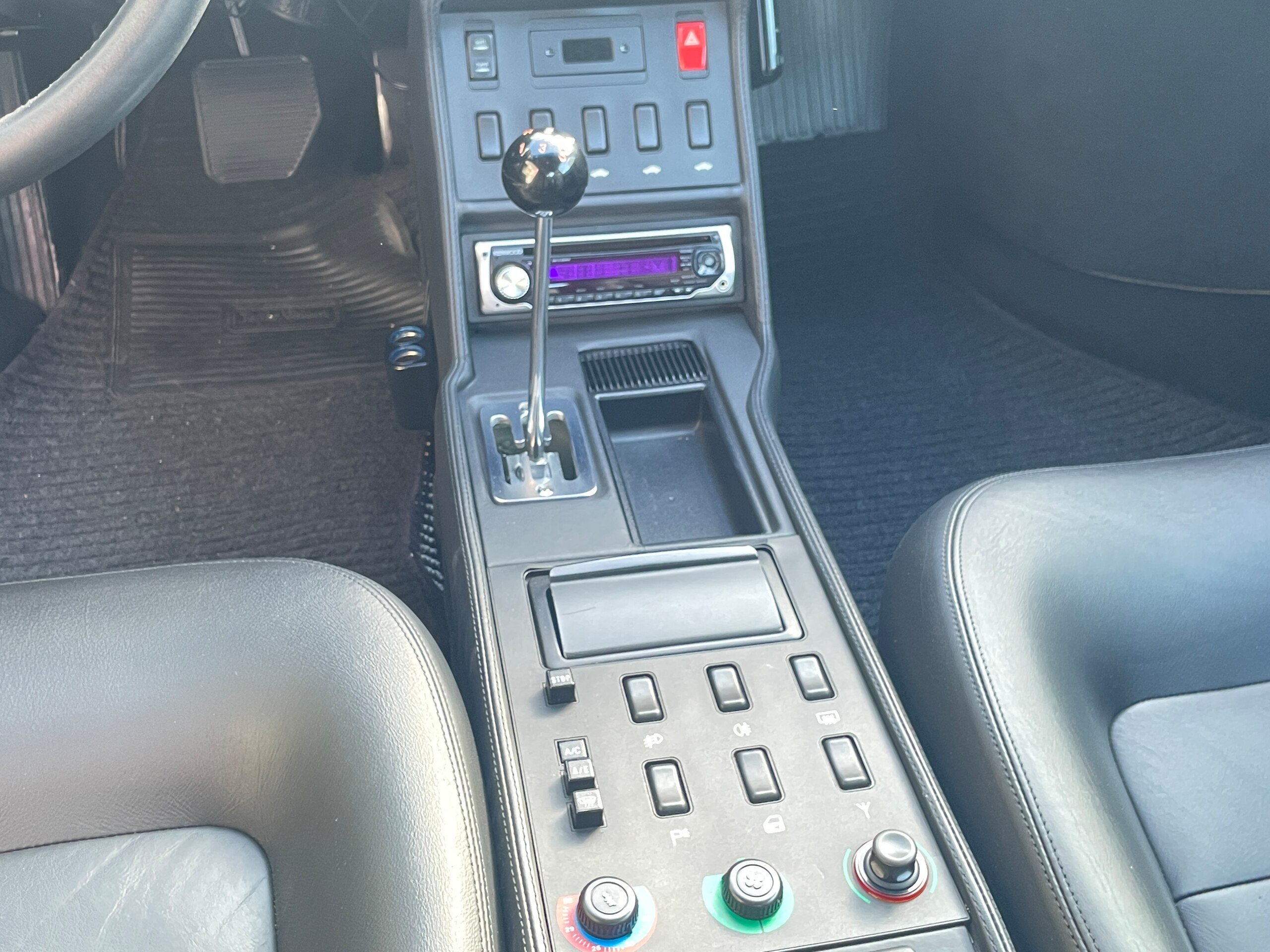 1994 Ferrari Mondial t — Photo 11 / 17