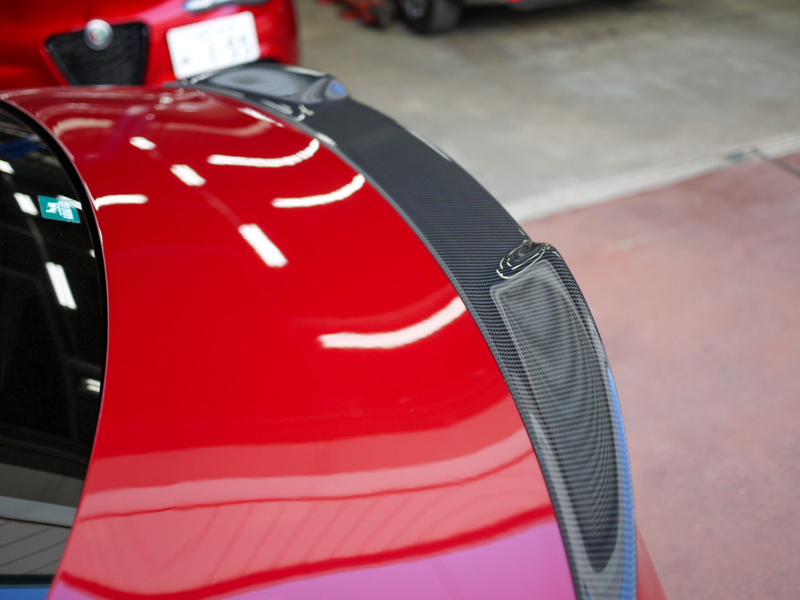 2018 Alfa Romeo Giulia Quadrifoglio — Photo 17 / 20