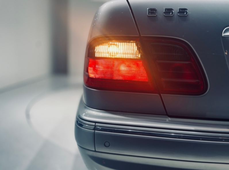 2001 Mercedes Benz E55 AMG — Photo 11 / 19