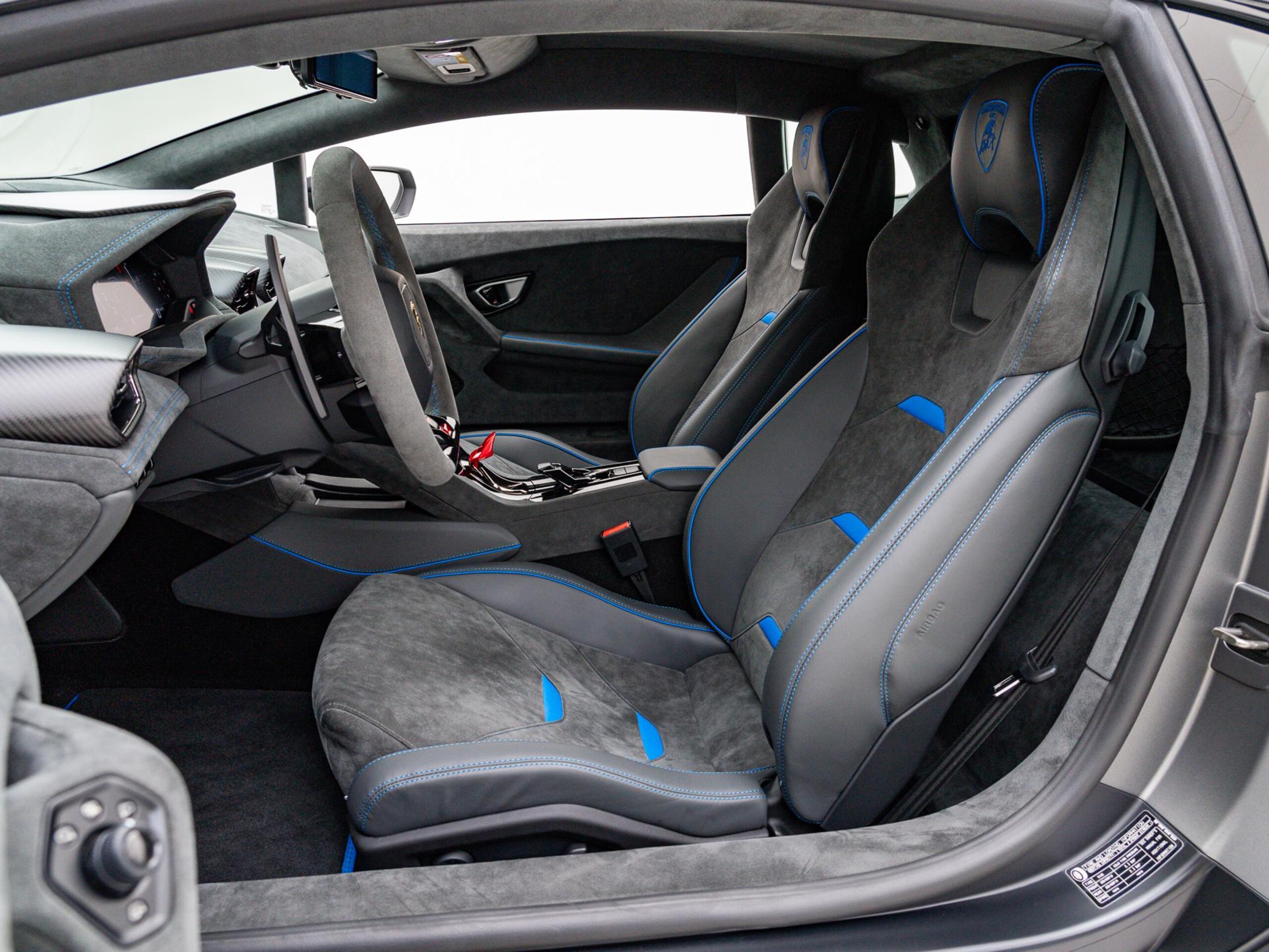 2024 Lamborghini Huracán Sterrato — Photo 14 / 50