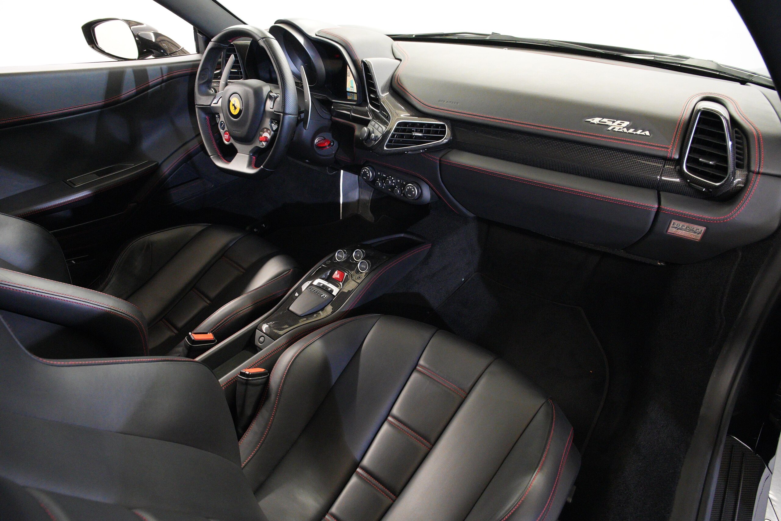 2010 Ferrari 458 Italia F1 DCT — Photo 15 / 19