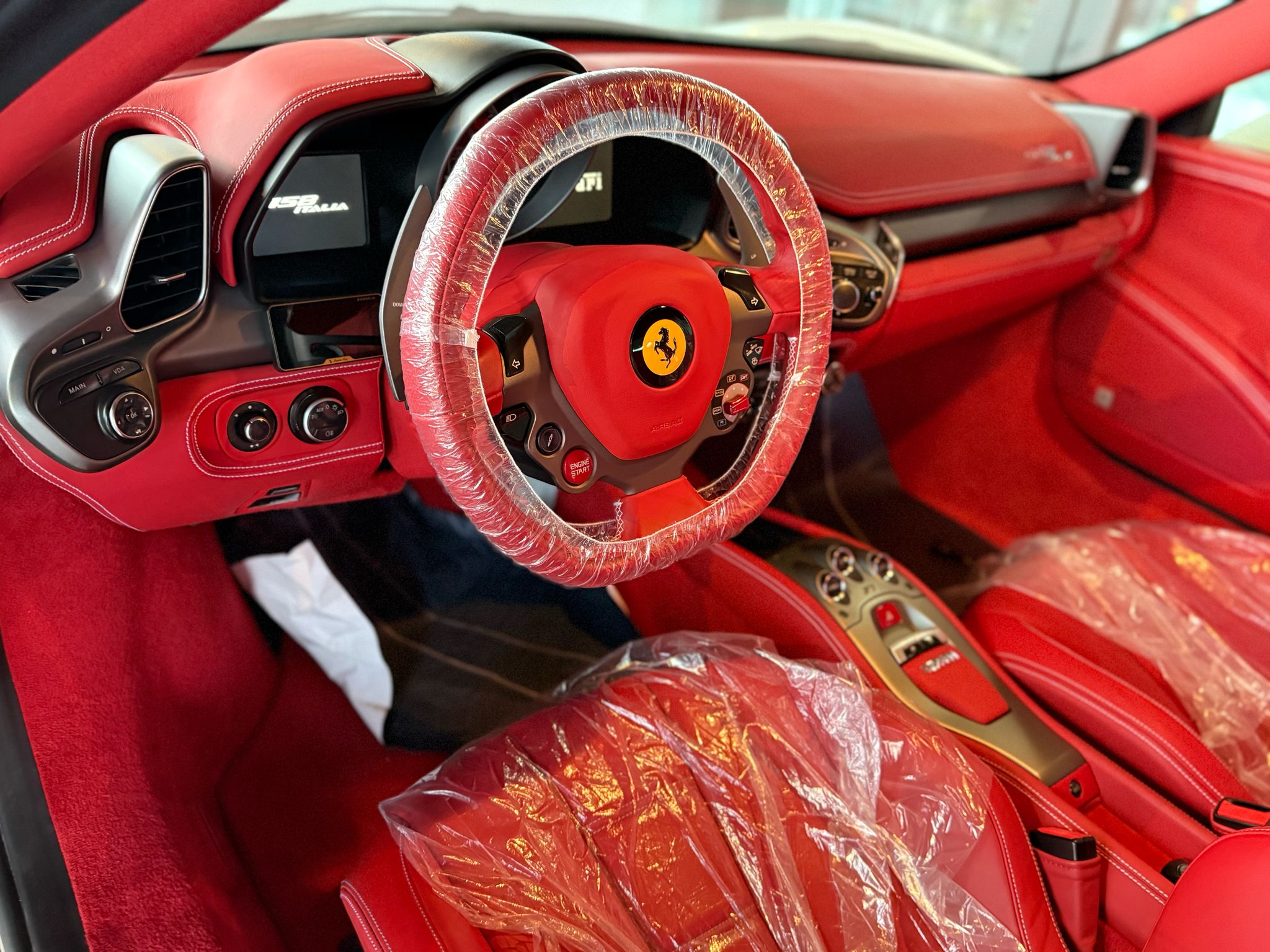 2011 Ferrari 458 Italia F1 DCT — Photo 6 / 10