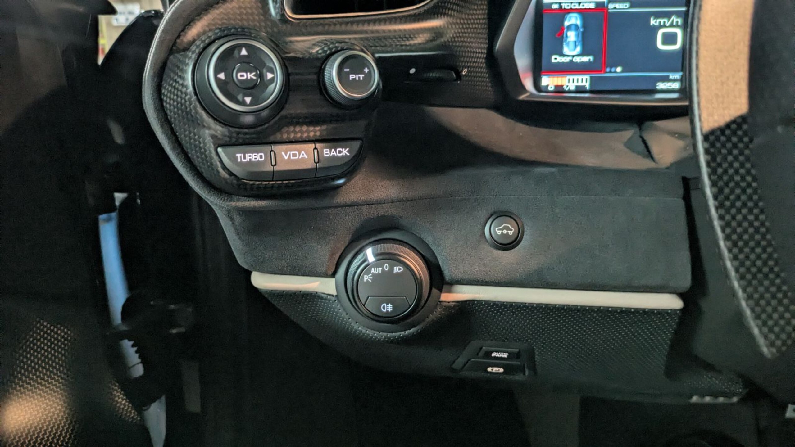 2019 Ferrari 488 Pista — Photo 14 / 24