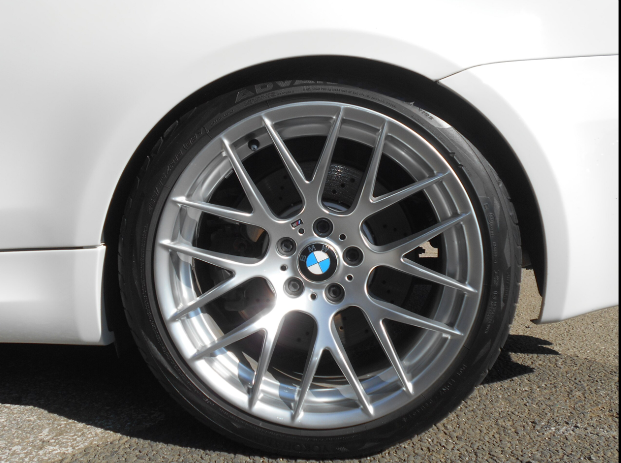 2011 BMW 1M Coupe — Photo 10 / 21