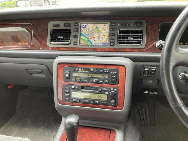 1999 Toyota Century — Photo 9 / 19