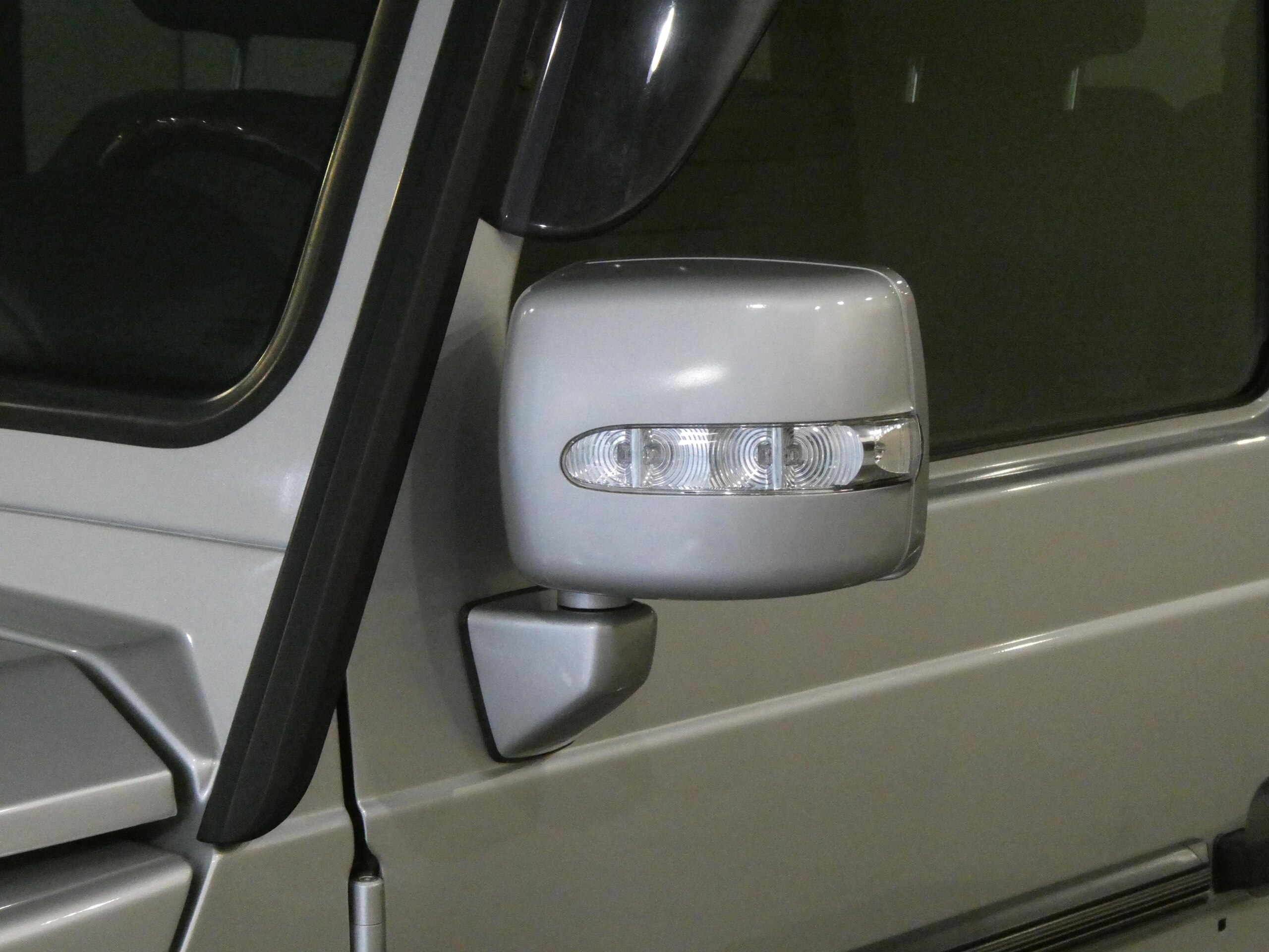 2003 Mercedes Benz G320 — Photo 22 / 28