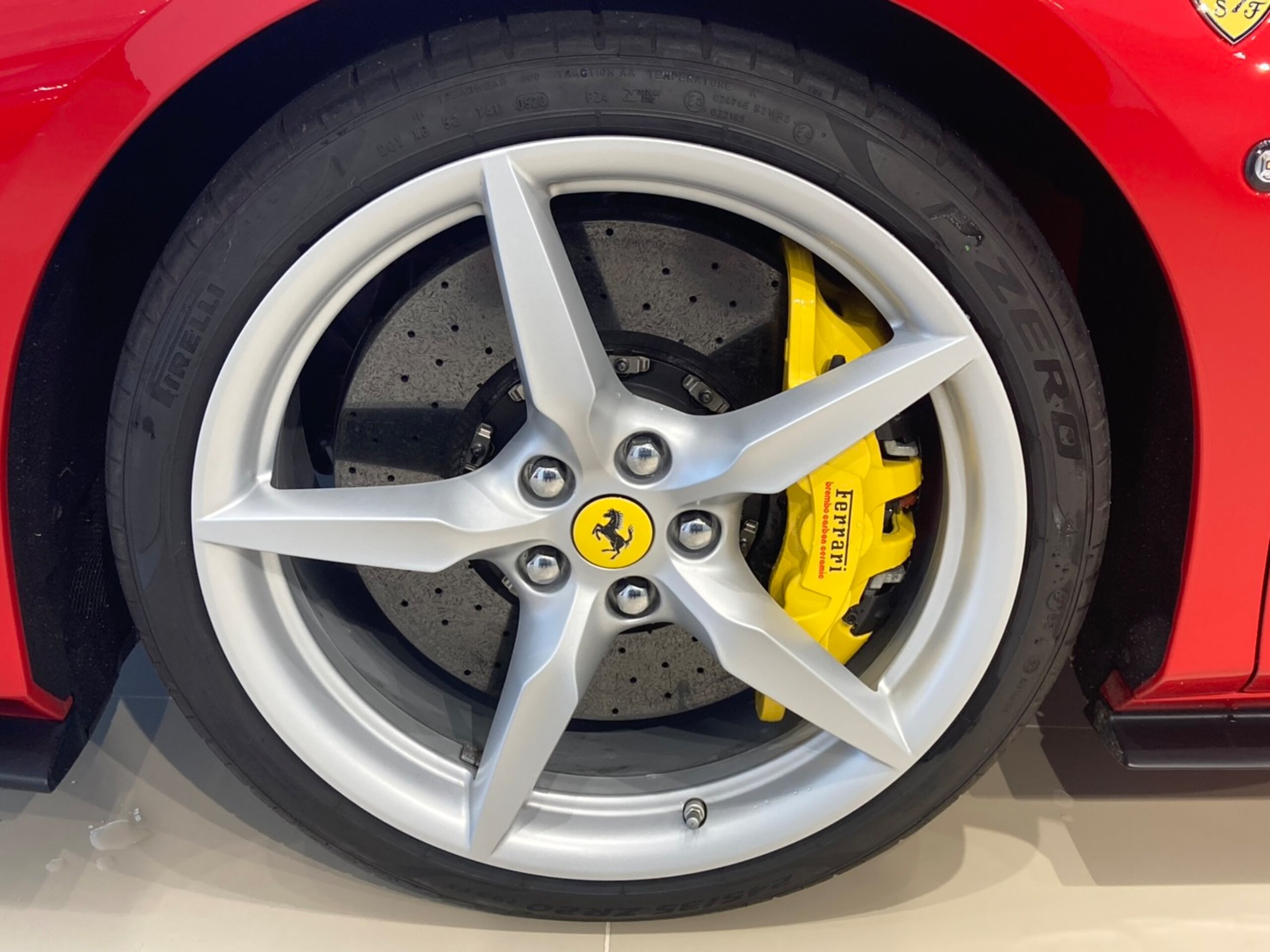 2020 Ferrari F8 Tributo — Photo 10 / 31